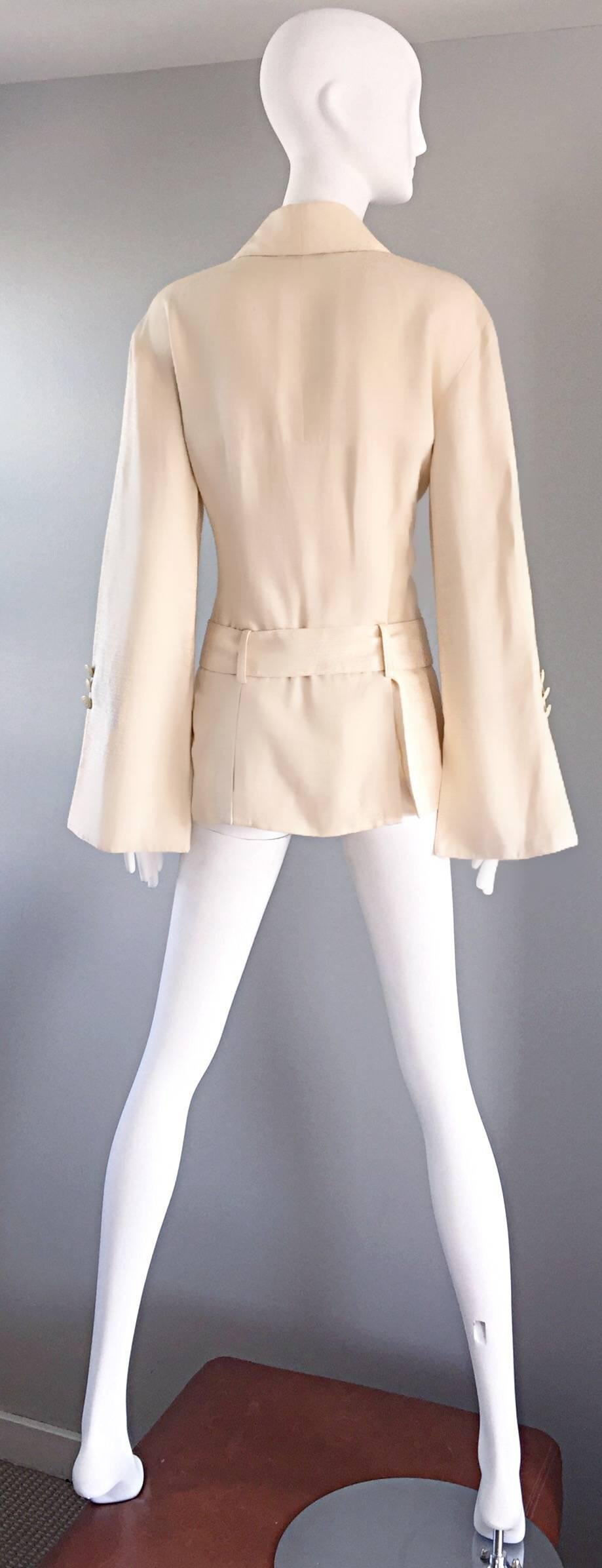 Vintage Karl Lagerfeld Ivory Shantung Silk Avant Garde ' Clock Tower ' Jacket In Excellent Condition In San Diego, CA