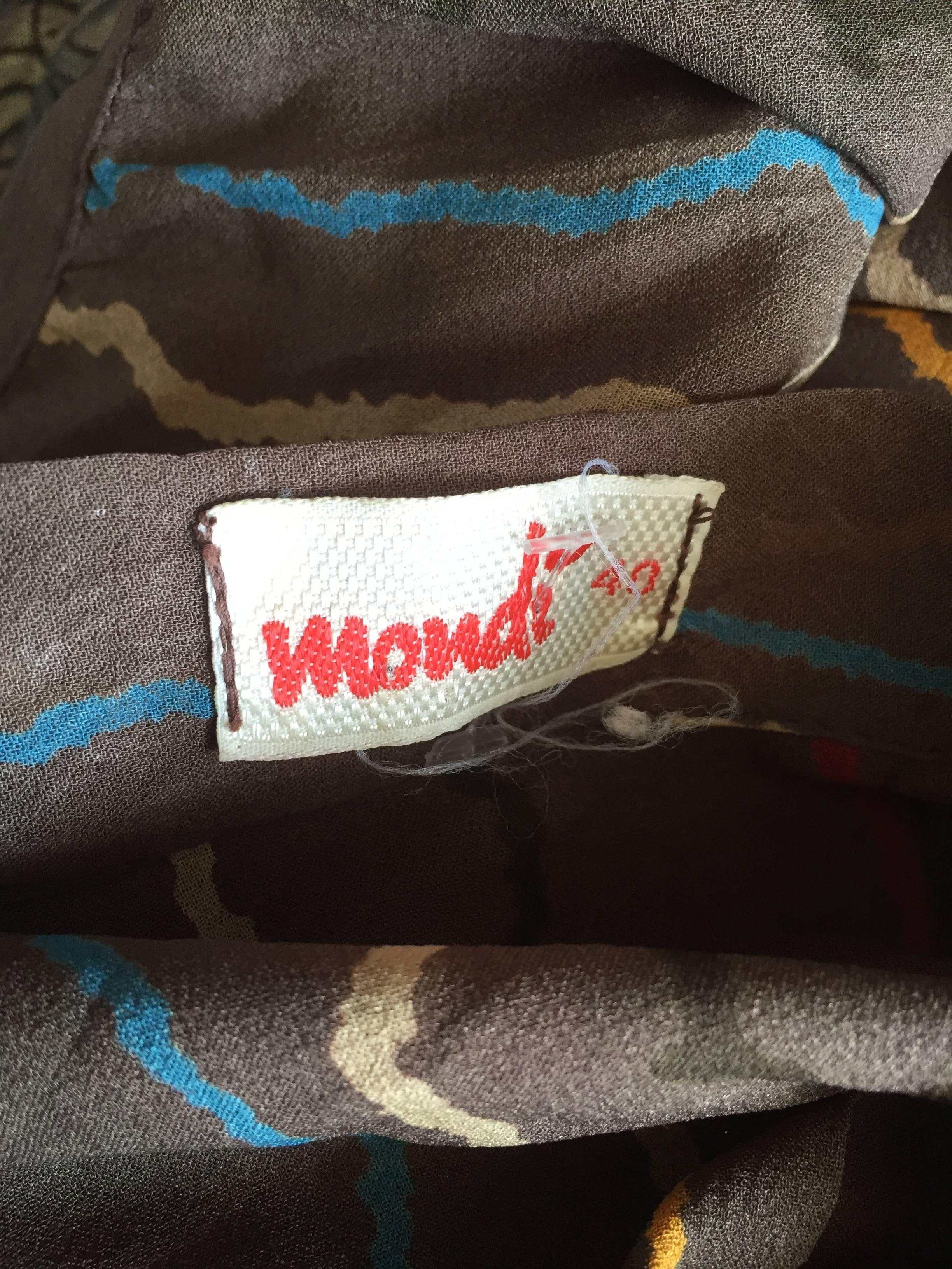 Vintage Mondi 1980s Taupe Semi Sheer ' Sgwiggle ' Pussycat Bow 80s Silk Blouse in vendita 5