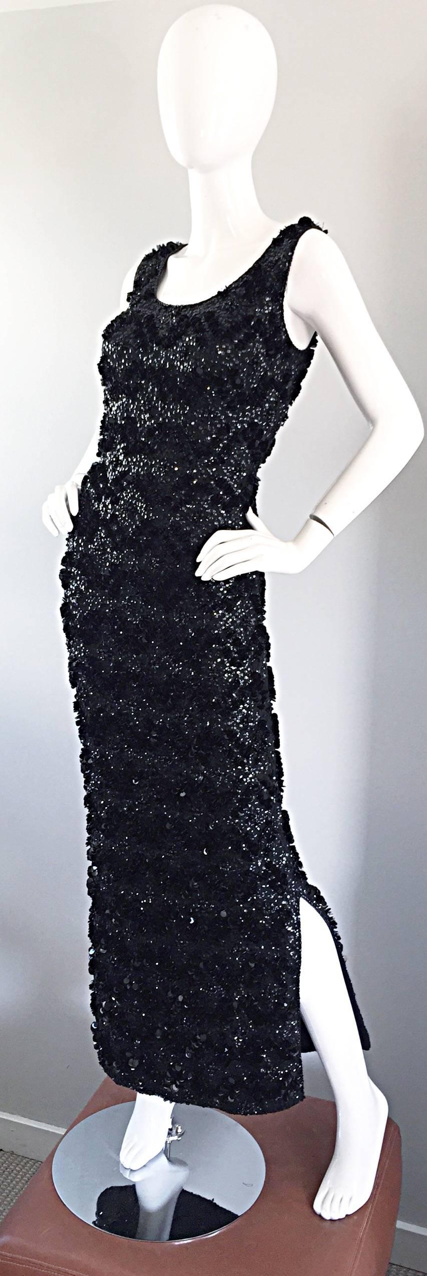 Incroyable robe de soirée vintage en laine noire à paillettes et perles (années 1950)  Excellent état - En vente à San Diego, CA