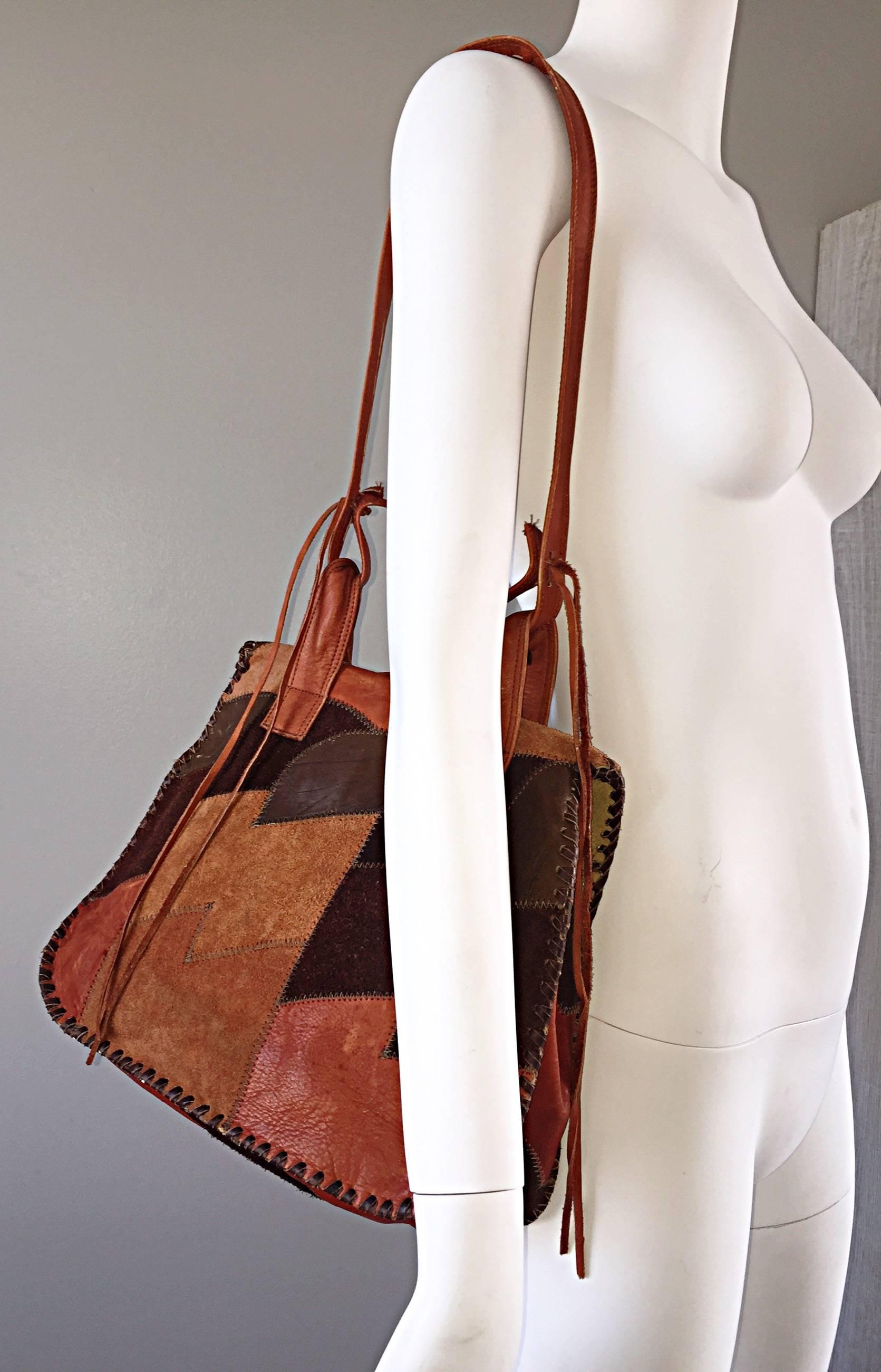 Seltene 1970er Char Vintage Leder / Wildleder Tan und Braun Boho Umhängetasche Satchel Damen