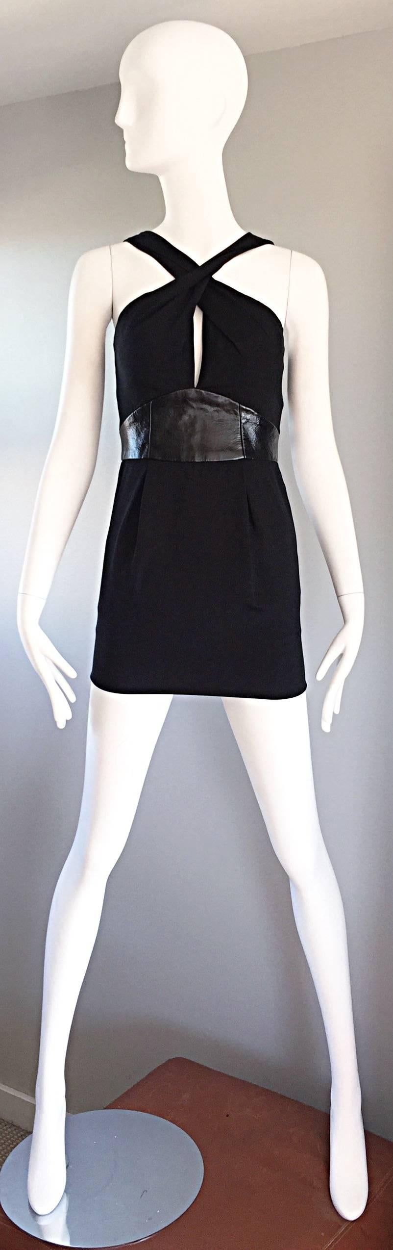 Women's 2000s Badgley Mischka Size 0 Black Jersey + Leather Sexy Cut Out Mini Dress For Sale