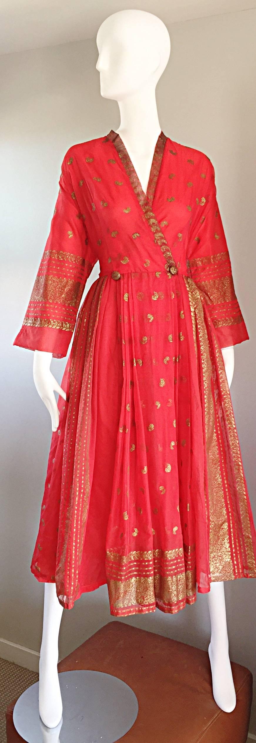 Vintage Maxan 1950s Red and Gold Hand Painted Silk Kimono Style 50s Wrap Dress In Excellent Condition In San Diego, CA