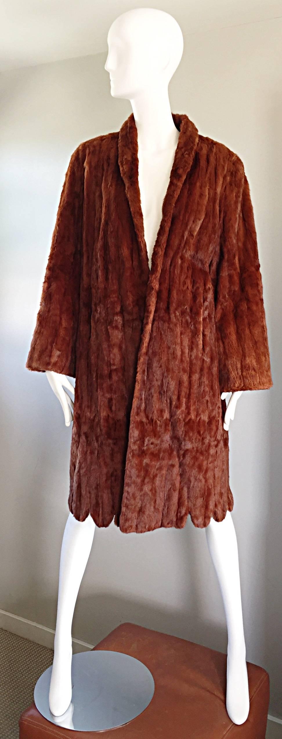 Rare 1940s Ermine Summer Fur Luxurious Honey Brown Jacket Coat Scalloped Edges For Sale 6