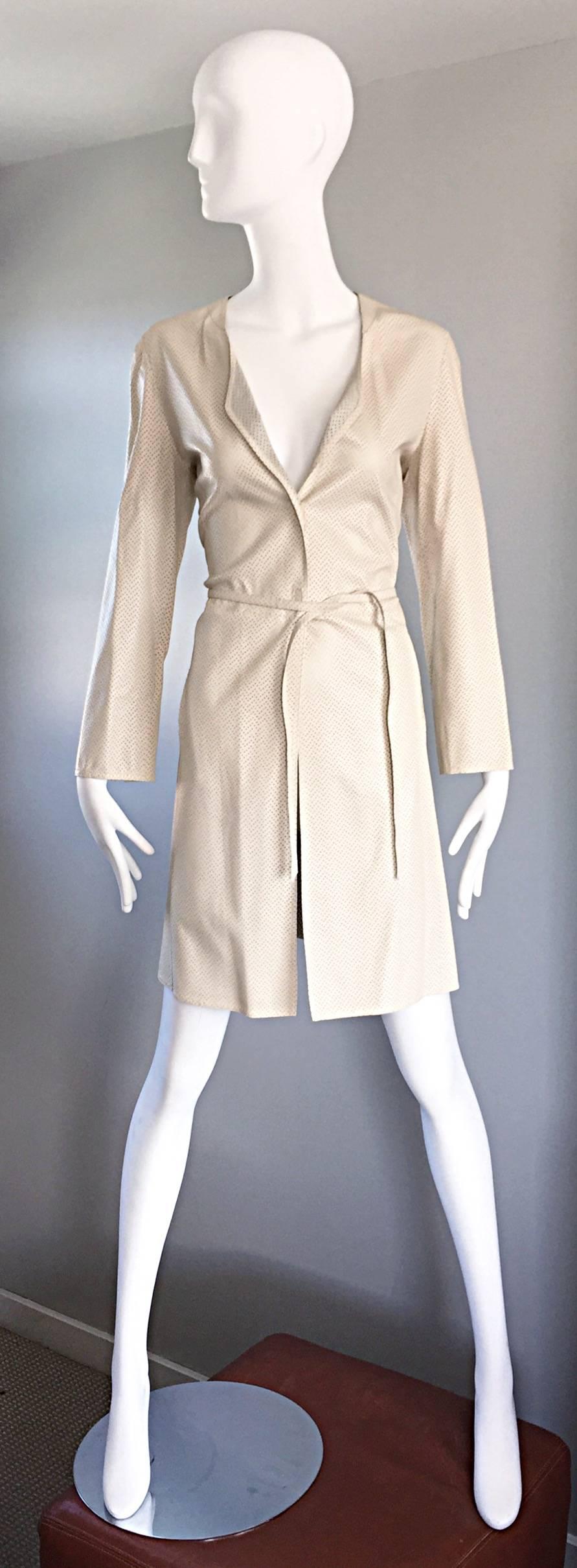 Vintage Giorgio Armani 1990s Ivory Beige Perforated Leather 90s Trench Jacket  For Sale 2