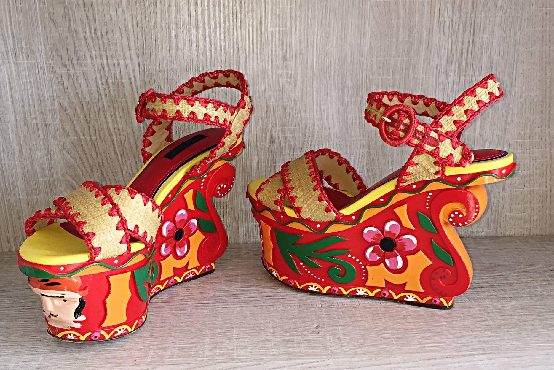 Rare Dolce & Gabbana Runway Tiki Hand Painted SS13 Never Worn Wedges / Shoes 37 In New Condition In San Diego, CA