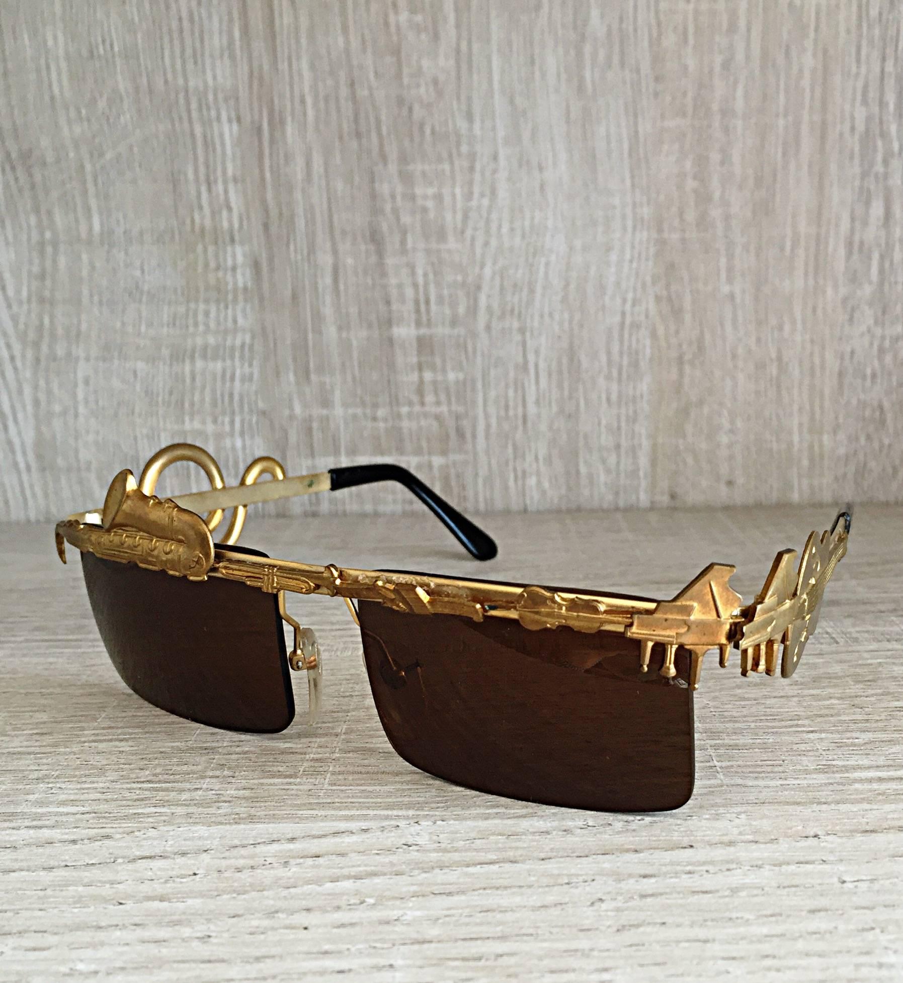 Rare, and absolutely amazing vintage MERCURA unisex sunglasses! These glasses feature an amazing amount of detail. Mercura was known for their unique designs, and superb quality! They are so hard to find, and this is my first pair to ever own!