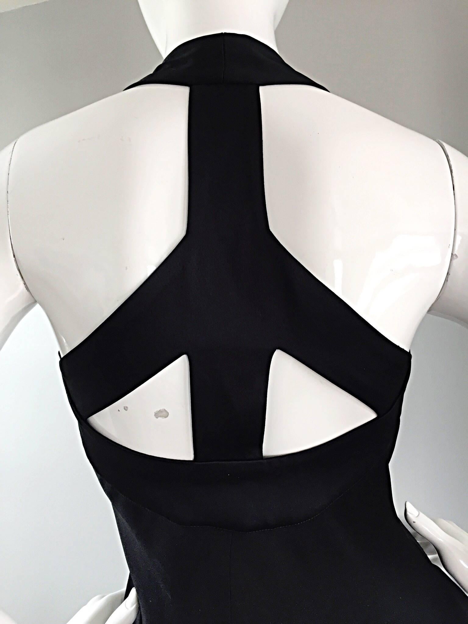 Moschino Cheap & Cheap Vintage 90s Iconic Peace Sign Cut Out Flirty Black Dress In Excellent Condition For Sale In San Diego, CA
