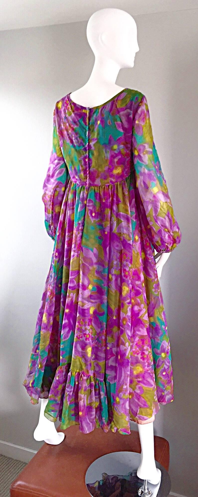 Plus Size Vintage Mr. Blackwell Gorgeous 1970s Size 22 Chiffon Maxi Dress Gown For Sale 3