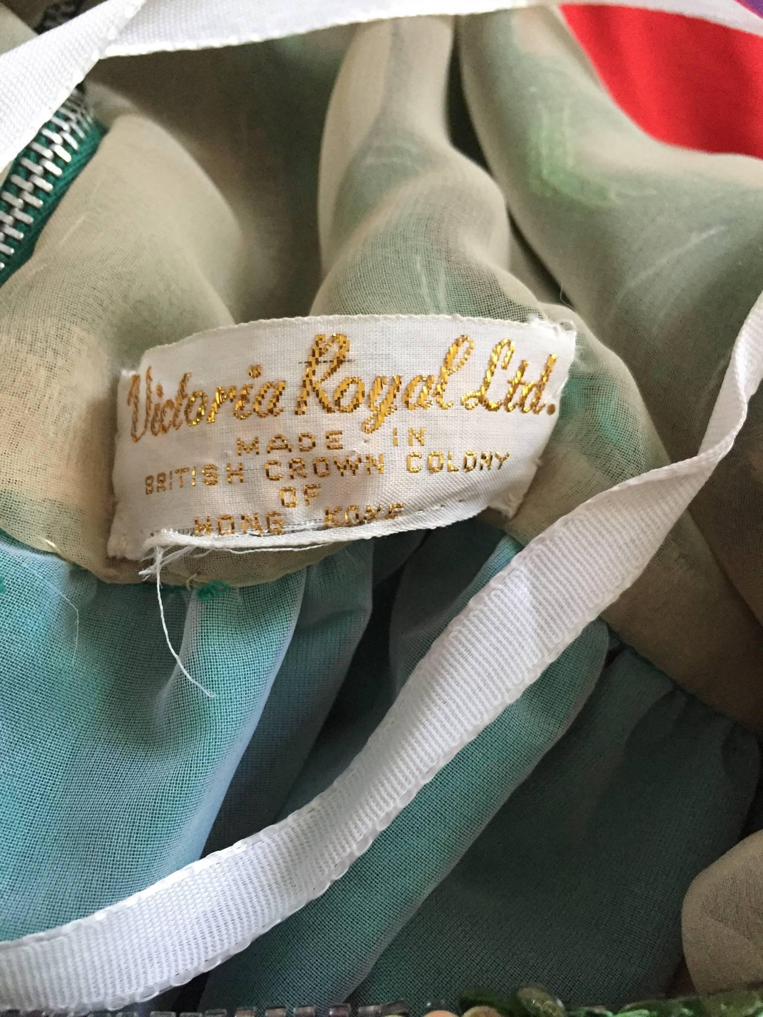 Victoria Royal 1960 Kelly Green Silk Satin Paillettes + Perline Abito Vintage in vendita 5