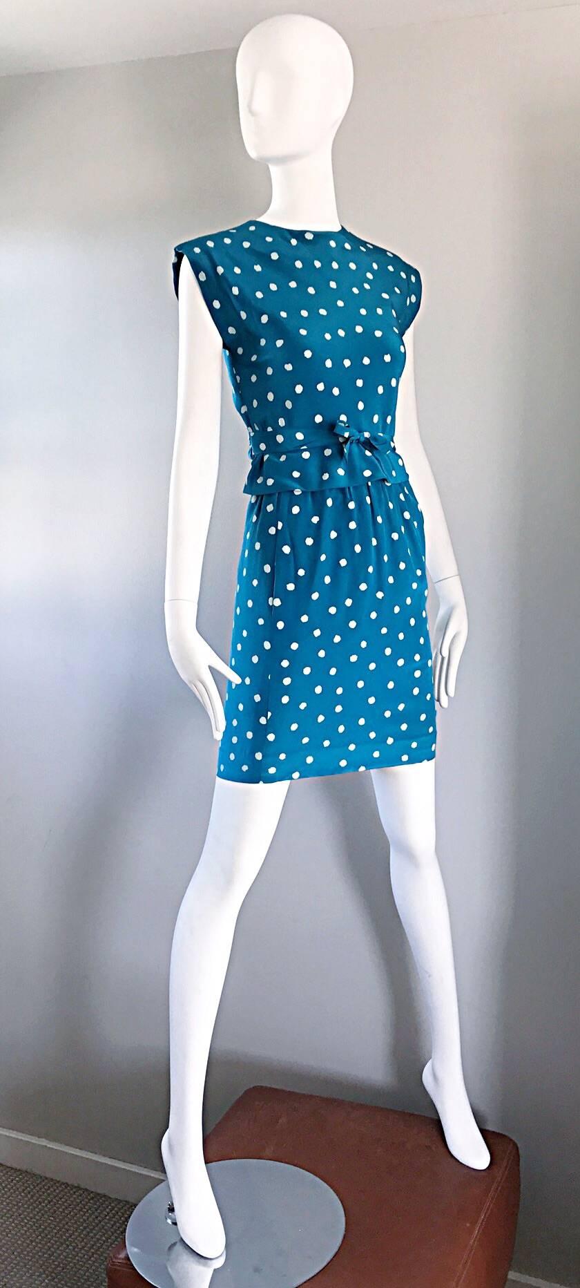Vintage Oscar de la Renta Bright Blue and White Polka Dot Dress Ensemble Size 4 In Excellent Condition For Sale In San Diego, CA