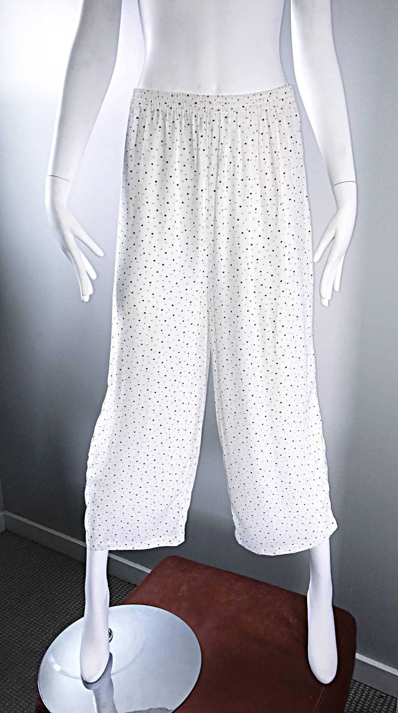 Ester Ken Paris Vintage White and Navy Blue Polka Dot Silk Cut - Out Culottes  In Excellent Condition In San Diego, CA