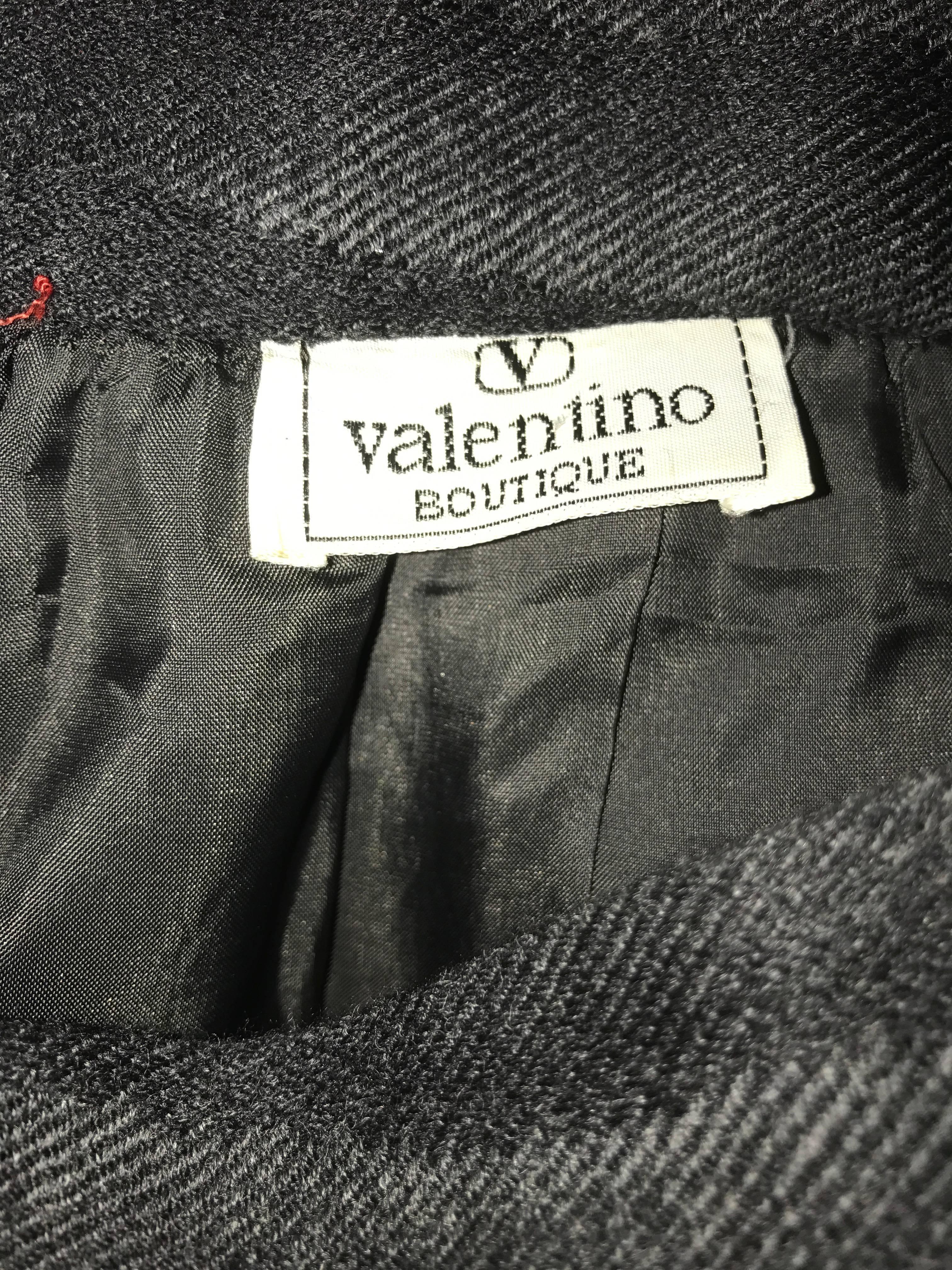Vintage Valentino 1980s Optical Illusion Gray + Black High Waisted Pencil Skirt For Sale 6