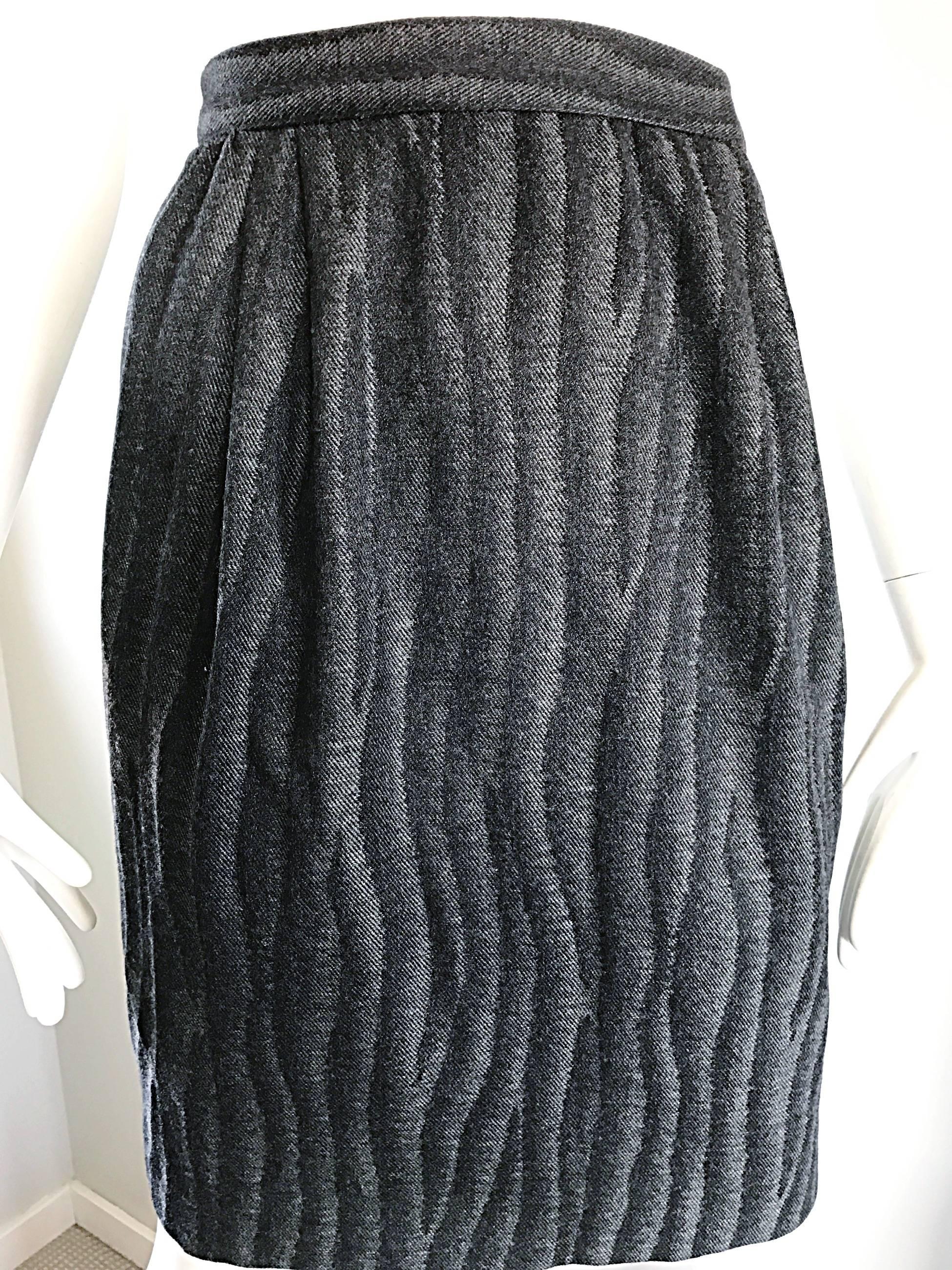 Vintage Valentino 1980s Optical Illusion Gray + Black High Waisted Pencil Skirt For Sale 2