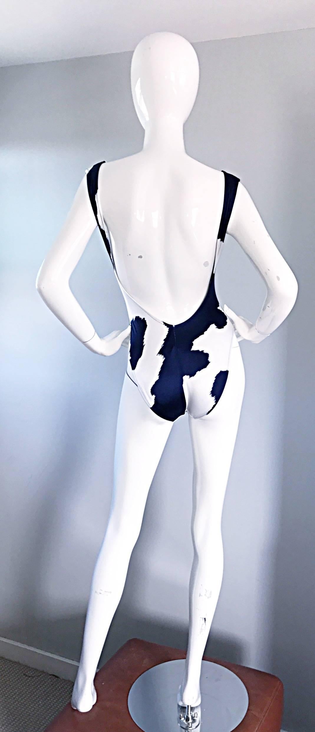 Black Amazing Bill BLASS Navy Blue and White Plunging One Piece Swimsuit Bodysuit