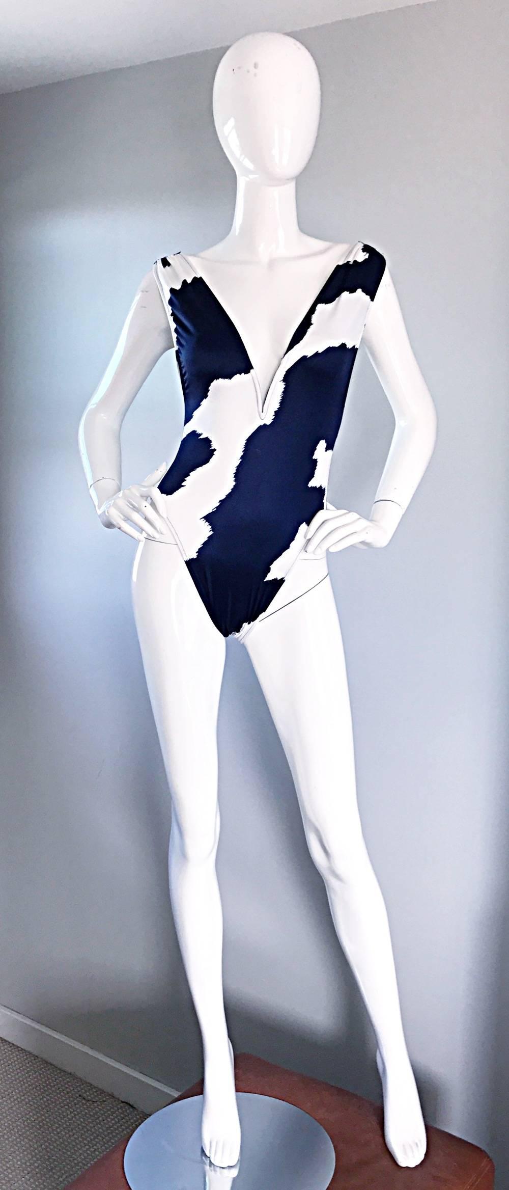 Amazing Bill BLASS Navy Blue and White Plunging One Piece Swimsuit Bodysuit 2