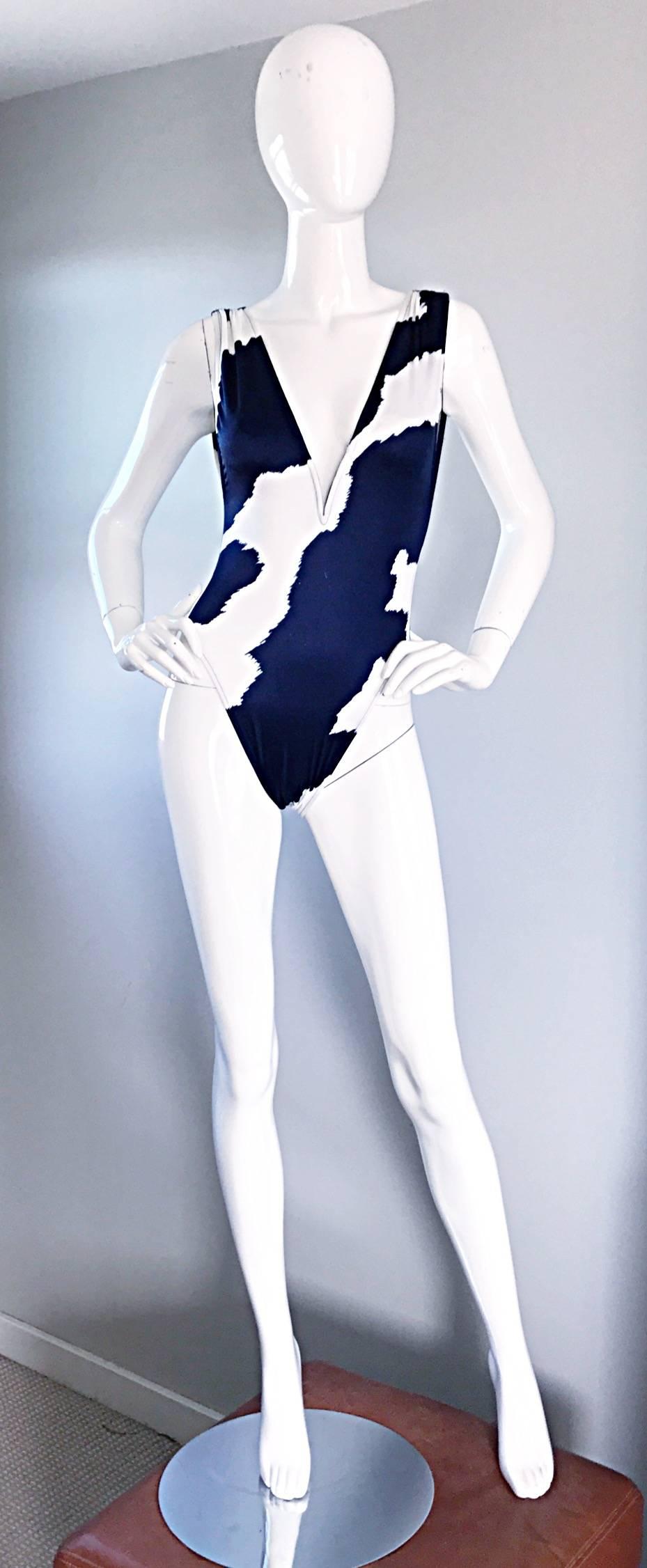 Amazing Bill BLASS Navy Blue and White Plunging One Piece Swimsuit Bodysuit 4