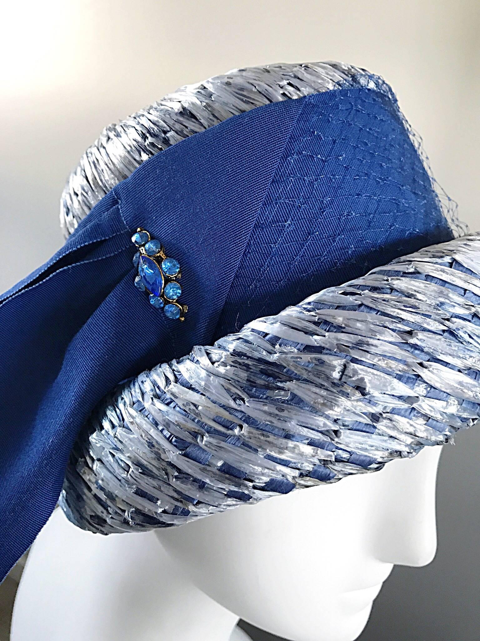 1950er Jahre Beresford, neu mit Etikett, Deadstock blauer Hut aus Stroh + Seide mit Band 50er Jahre Vintage  (Blau) im Angebot