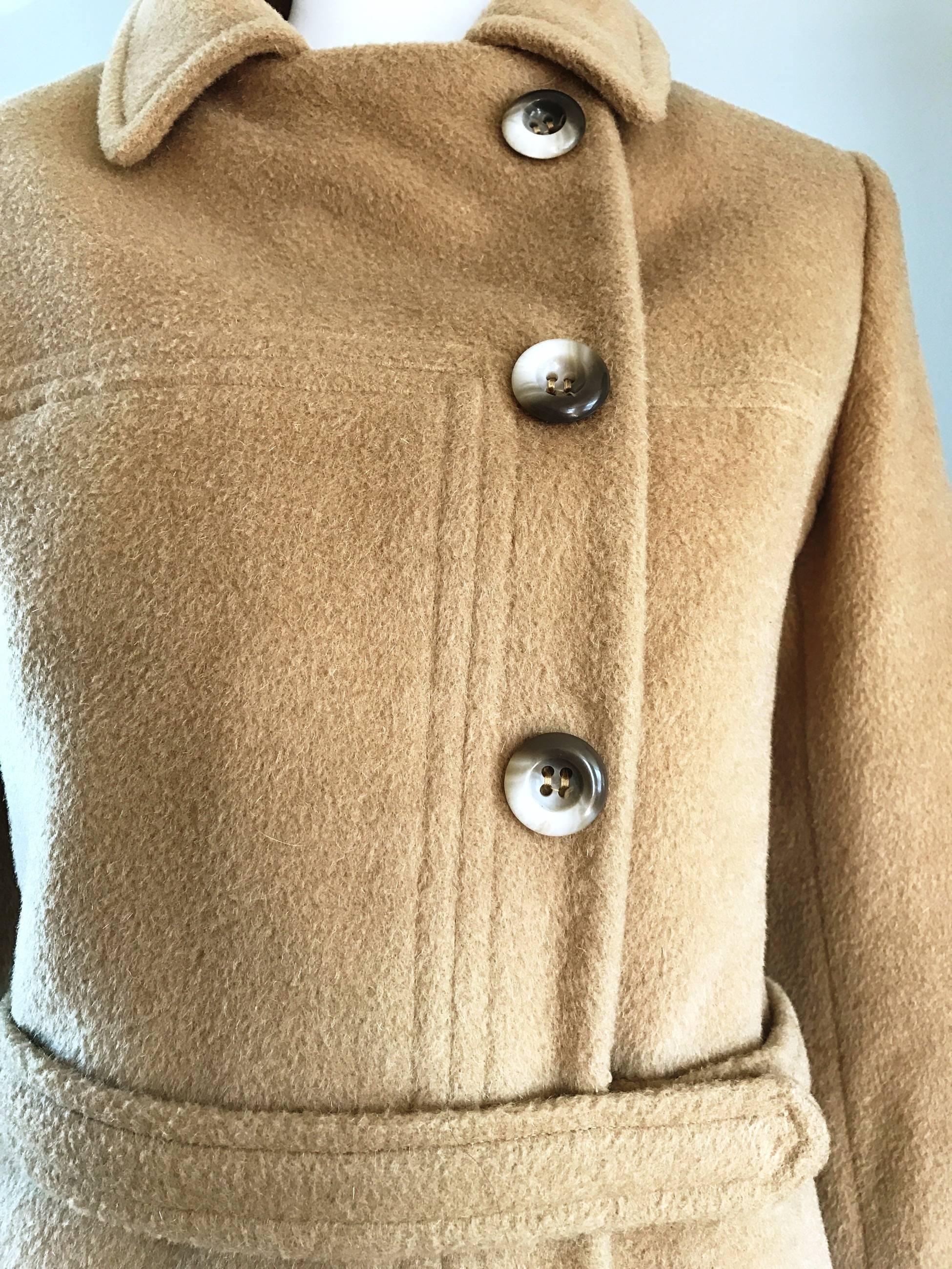 Women's Chic 1960s Saks 5th Avenue Camel 60s Vintage Virgin Mod Wool Cropped Jacket 
