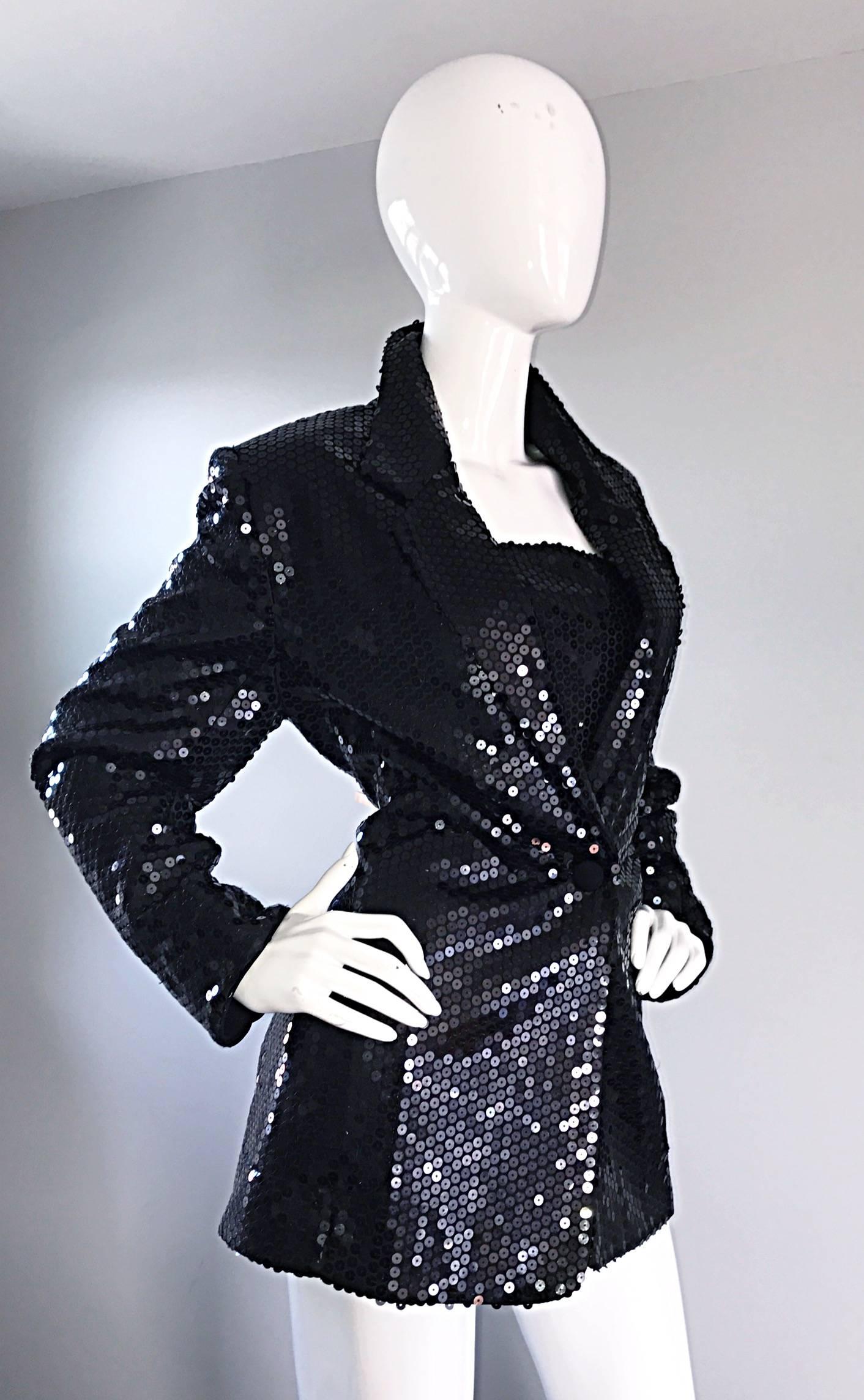 1990s Nicole Miller Size 12 Black Sequin Blazer and Top Vintage 90s Jacket Set For Sale 1