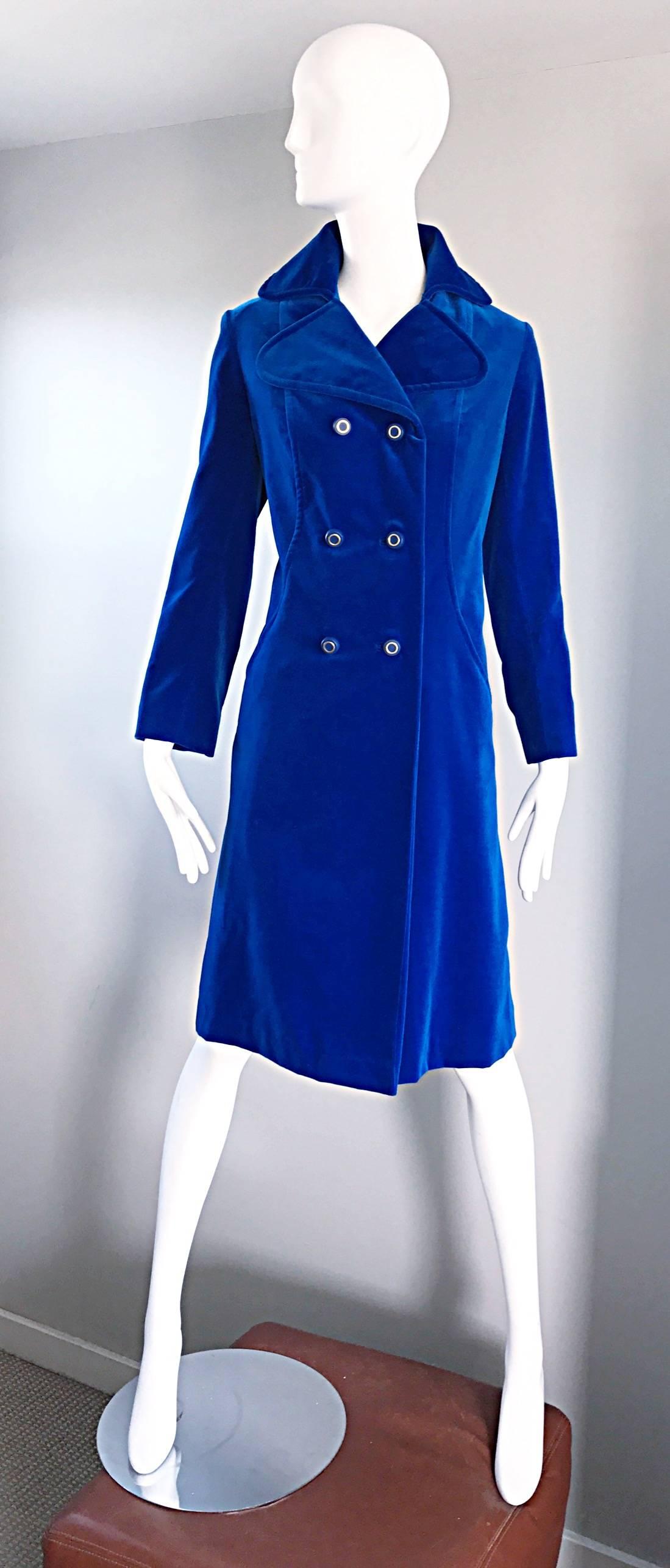 1960s Surrey Classics Cerulean Royal Blue Velvet Double Breasted Jacket Coat  2