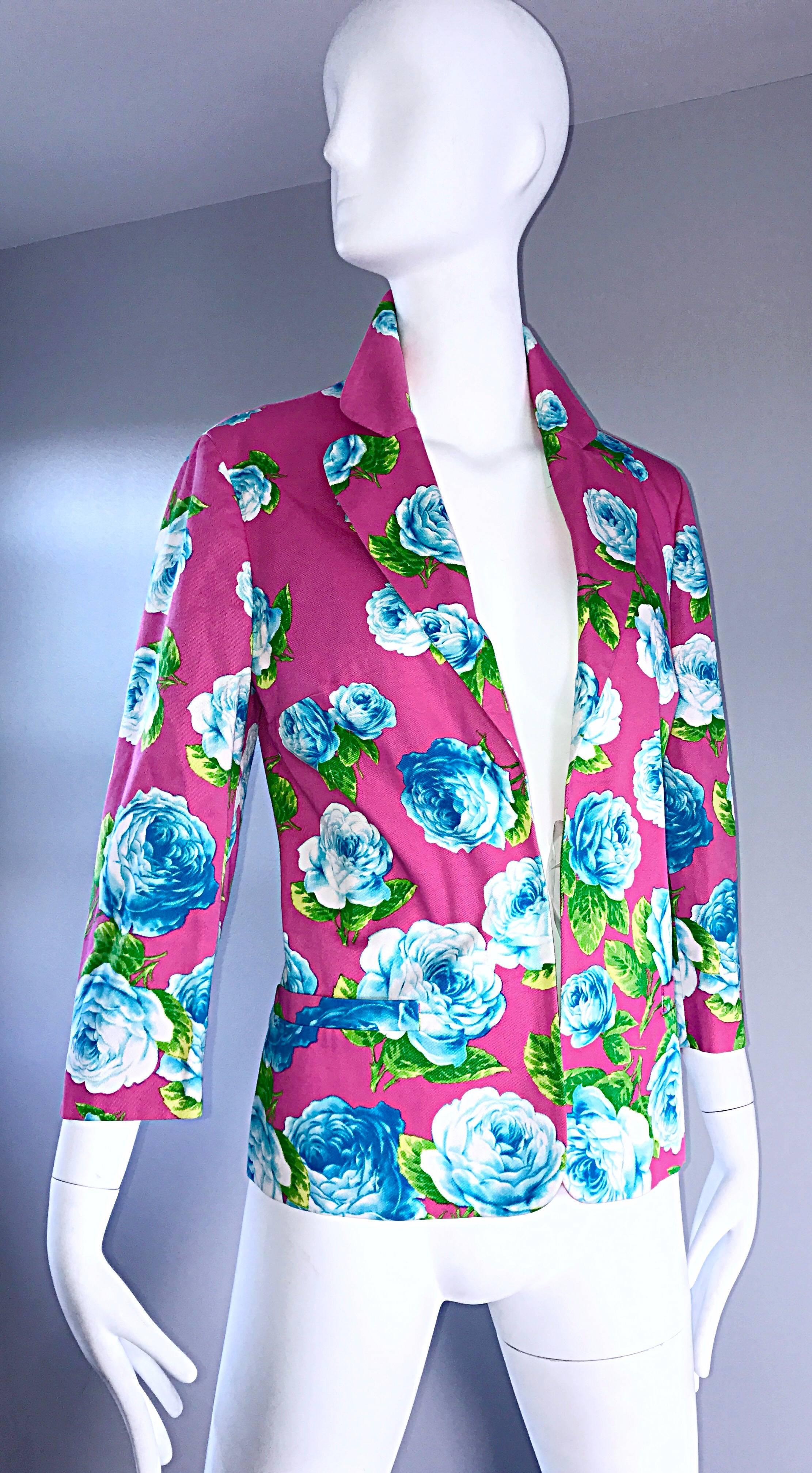 Vintage Gianni Versace 1990s Hot Pink Blue Green 3/4 Sleeves Roses Blazer Jacket In Excellent Condition In San Diego, CA