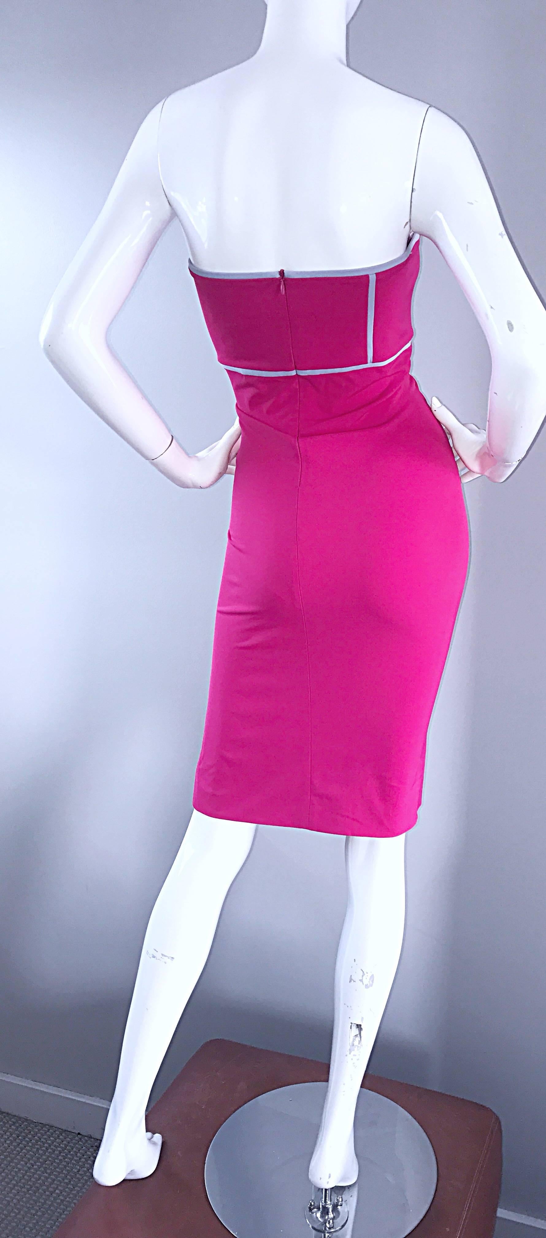 Sexy Vintage Gianni Versace Versus 1990s Hot Pink Fuchsia 90s Strapless Dress In Excellent Condition For Sale In San Diego, CA