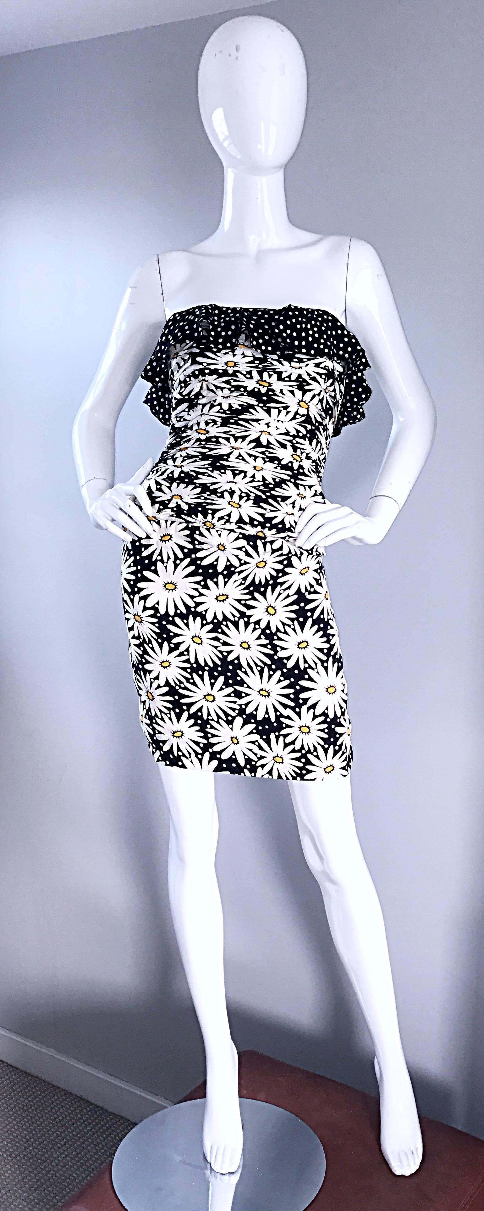 Fabulous Vintage 80s Black and White Daisy Polka Dot Print Sz 4 Strapless Dress  For Sale 4