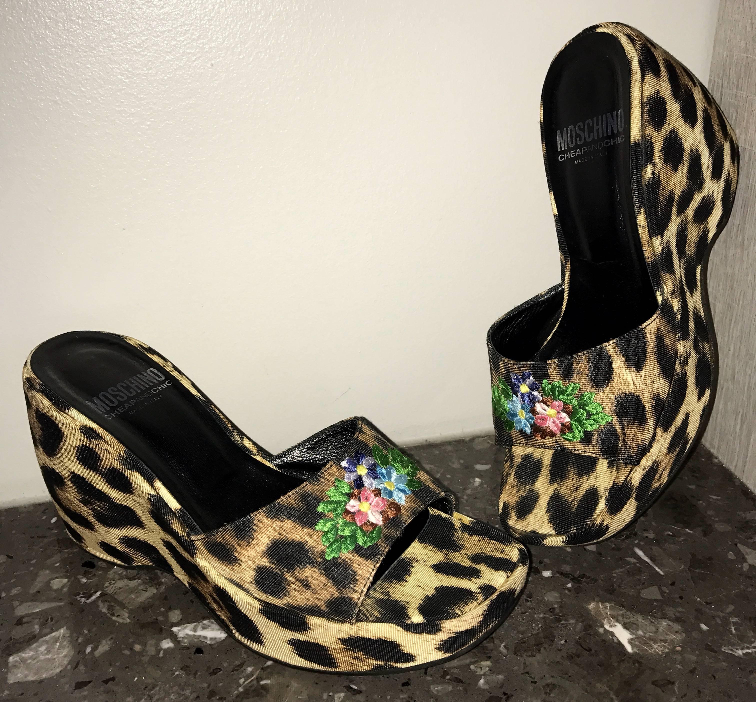 New Vintage Moschino Cheap & Chic 1990s Leopard + Flower Embroidered Wedges 36 6 For Sale 3