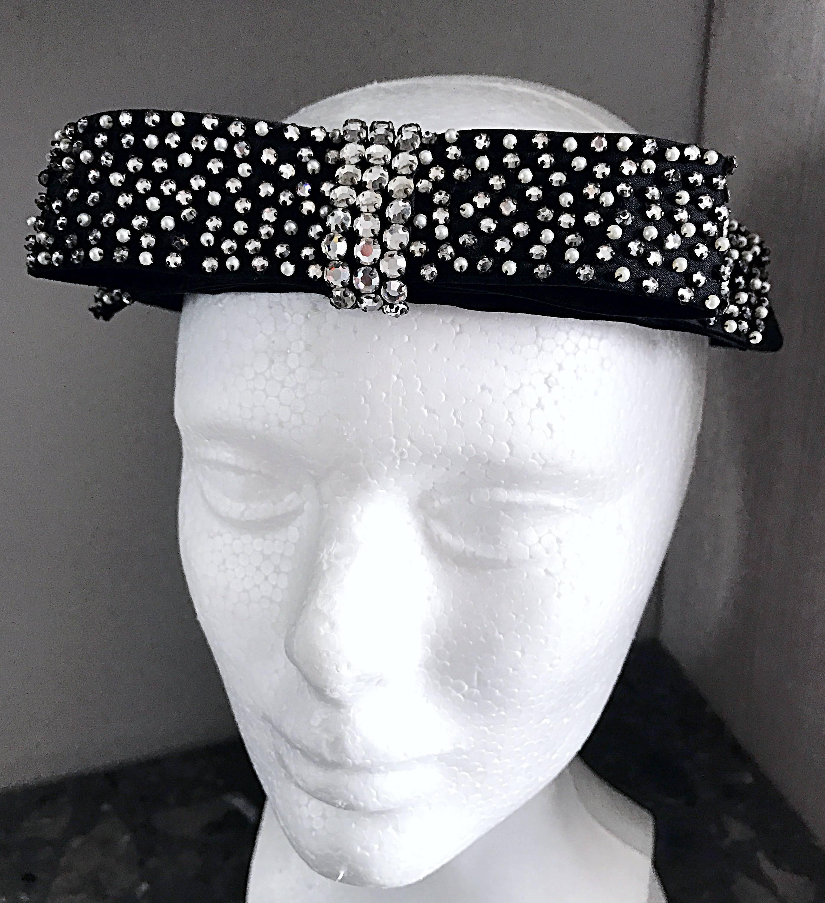 Chic 1960s I Magnin Black Silk 60s Rhinestone and Pearl ' Bow ' Vintage Halo Hat In Excellent Condition In San Diego, CA