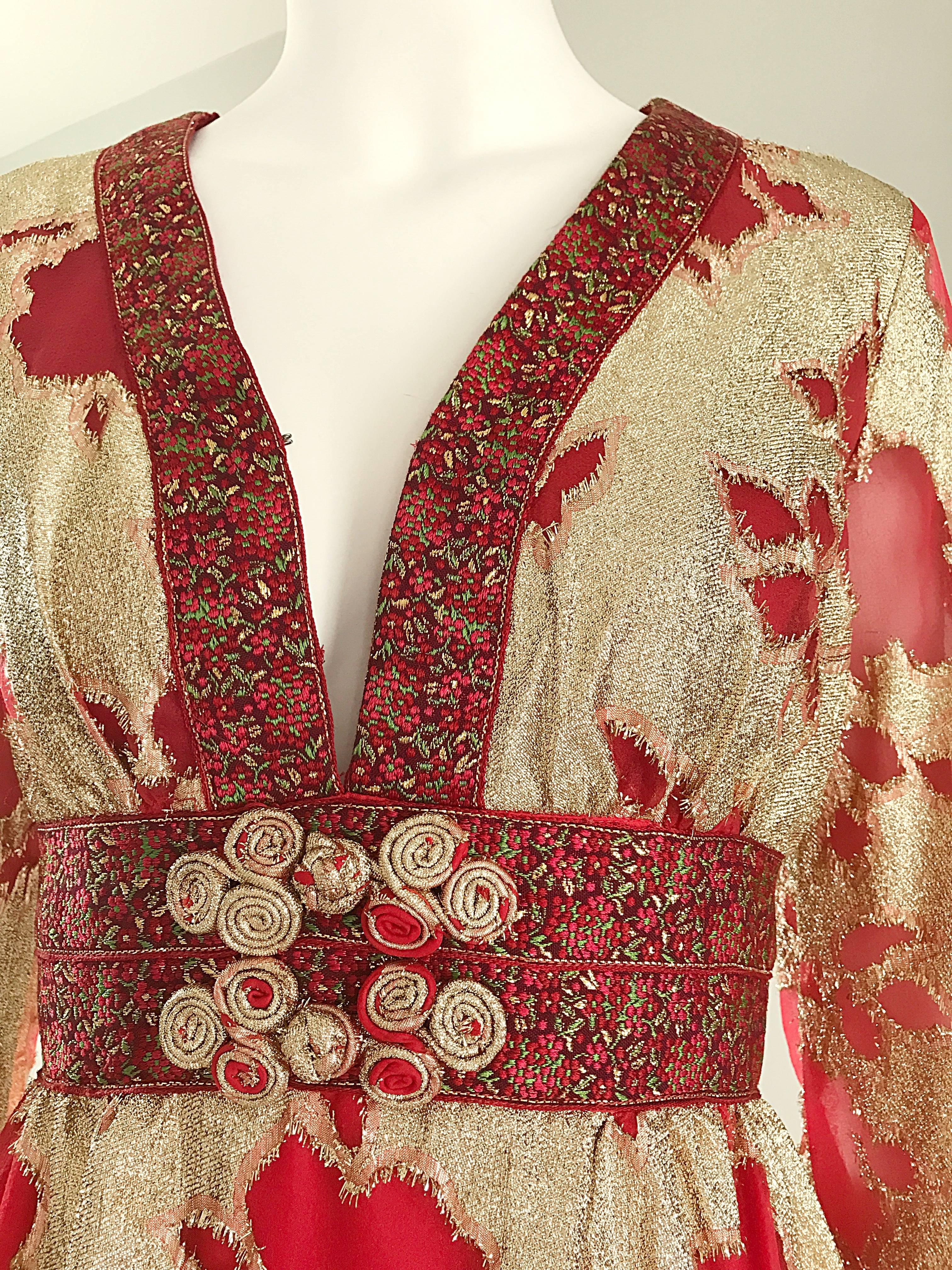 Bill Blass Vintage Red and Gold Silk Lurex Asian Inspired Gown, 1970s  In Excellent Condition For Sale In San Diego, CA