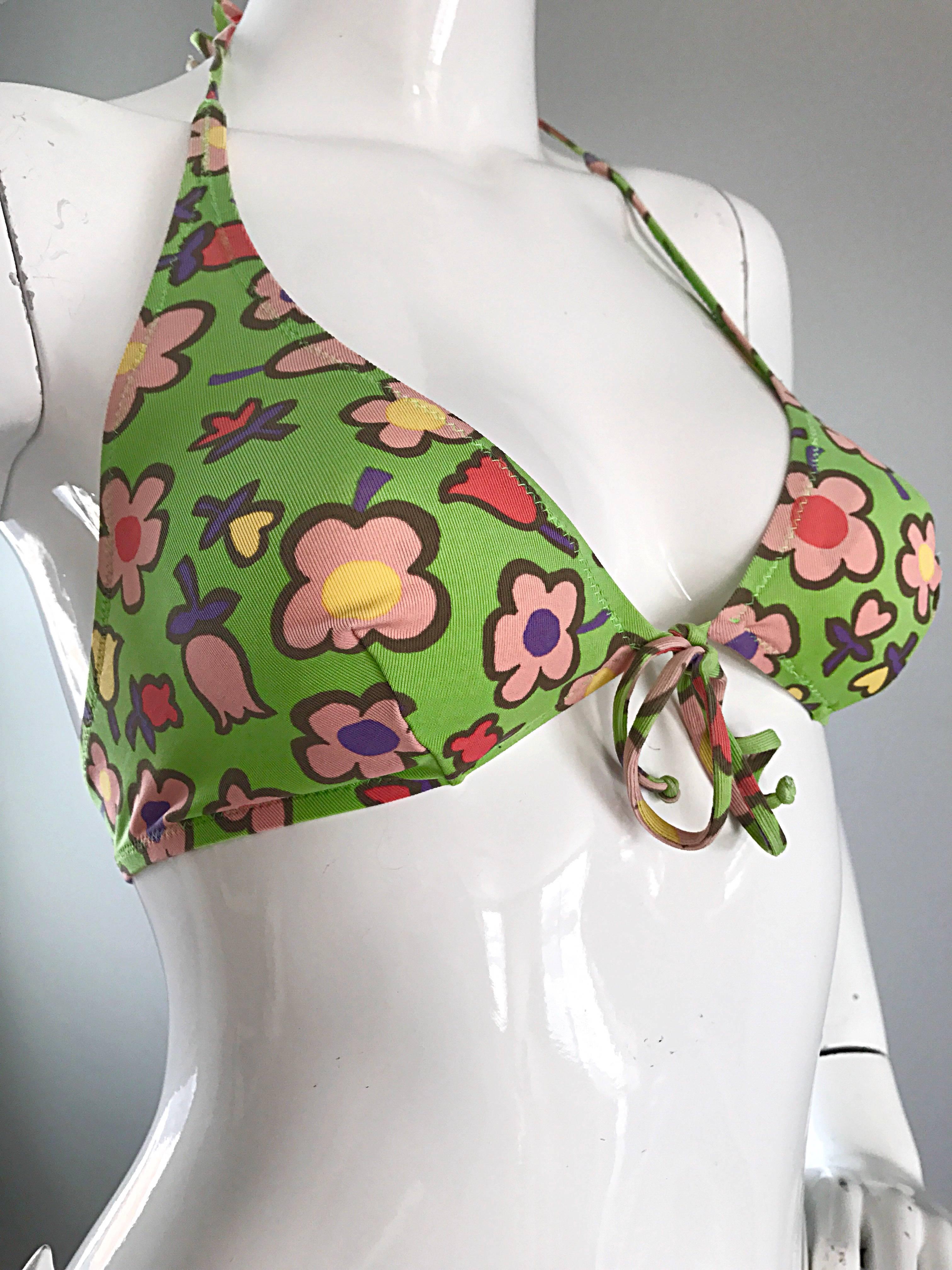 Beige Bikini à cordes deux pièces vintage Moschino vert fluo imprimé fleurs, années 1990  en vente