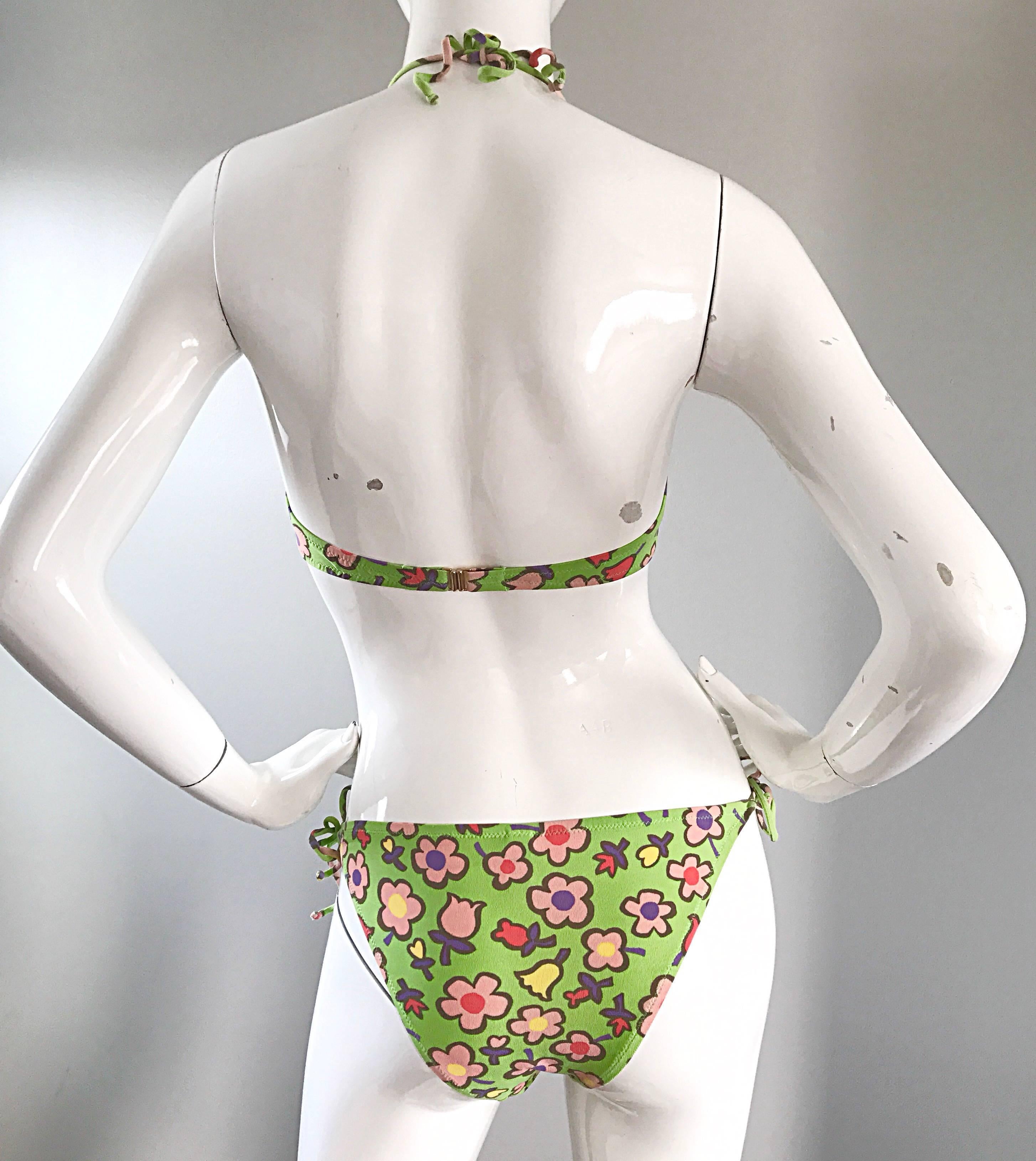 Vintage Moschino 1990s Neon Green Flower Printed 90s Two Piece String Bikini  In Excellent Condition For Sale In San Diego, CA