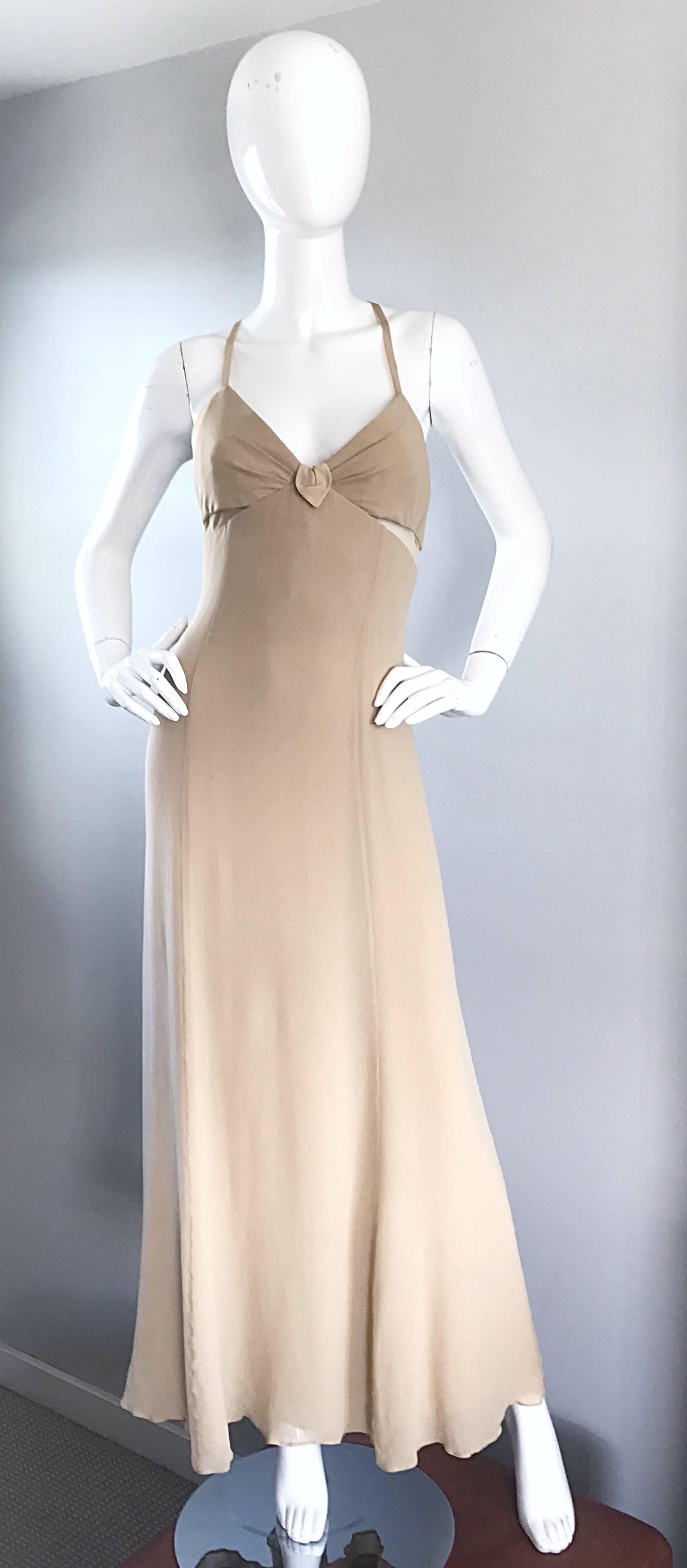 1990s Giorgio Armani Collezioni Sz 4 6 Nude Silk Chiffon Cut - Out Gown Evening For Sale 1