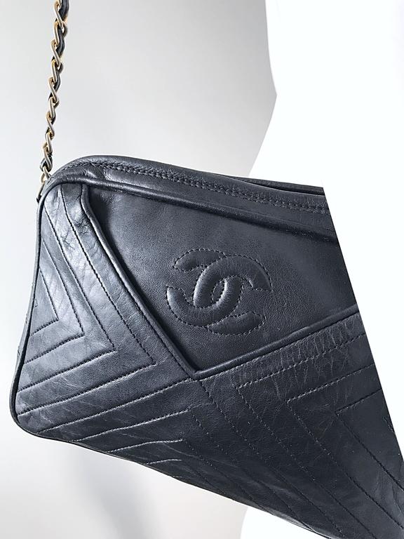 vintage chanel crossbody