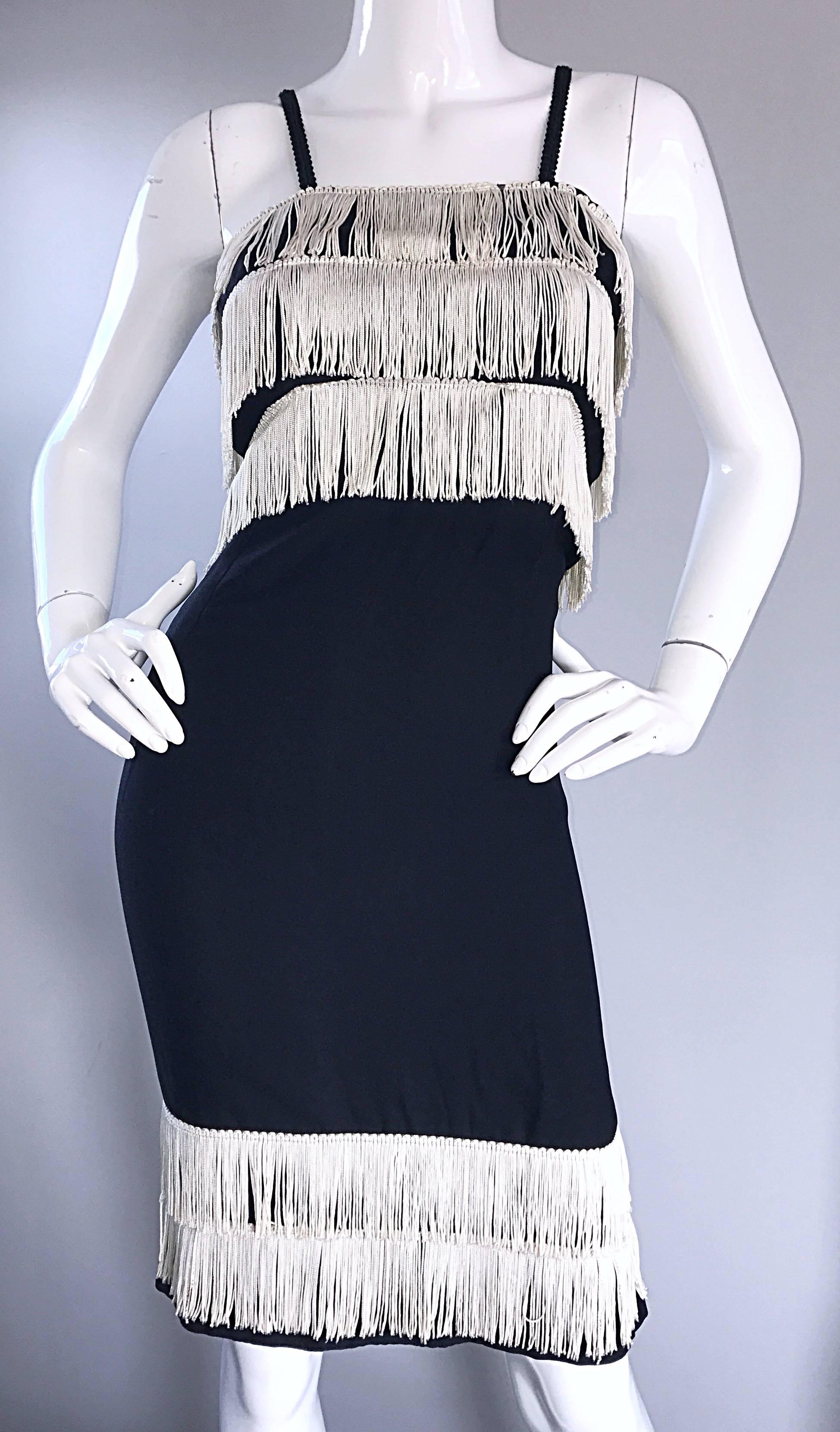 1950s Black and White Crepe and Silk Fringe 50s Vintage Wiggle Flapper Dress In Excellent Condition For Sale In San Diego, CA