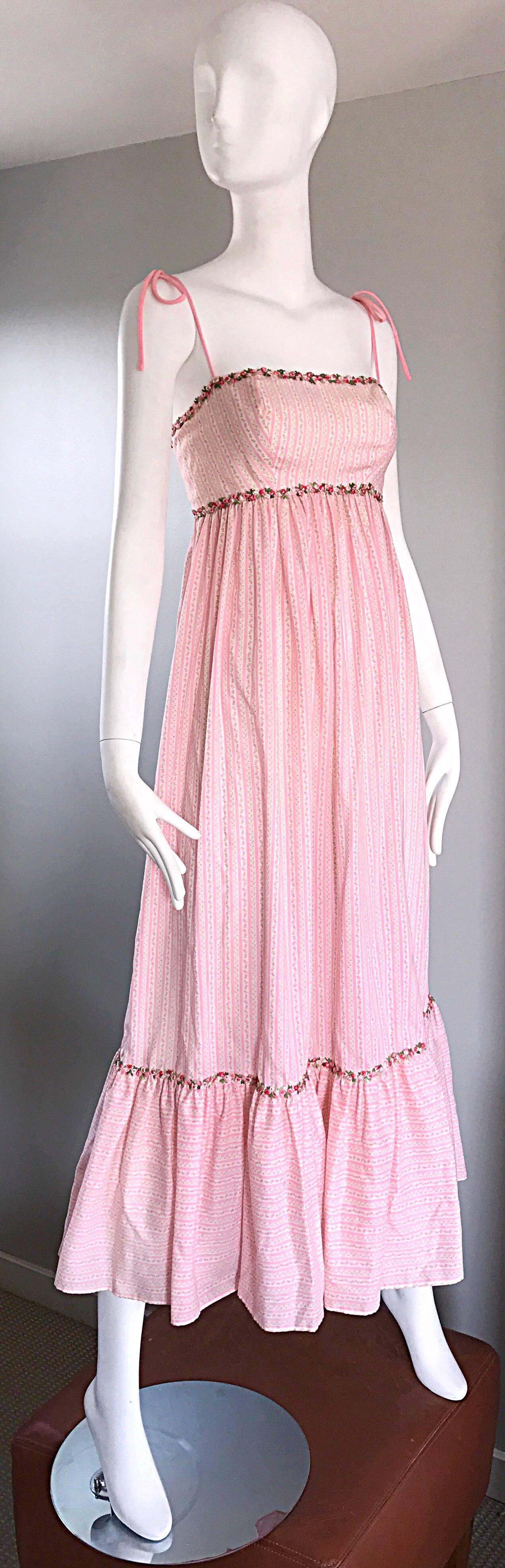 1970s Jay Morley for Fern Viollete Vintage Rose Print Pink + White Maxi Dress  In Excellent Condition For Sale In San Diego, CA