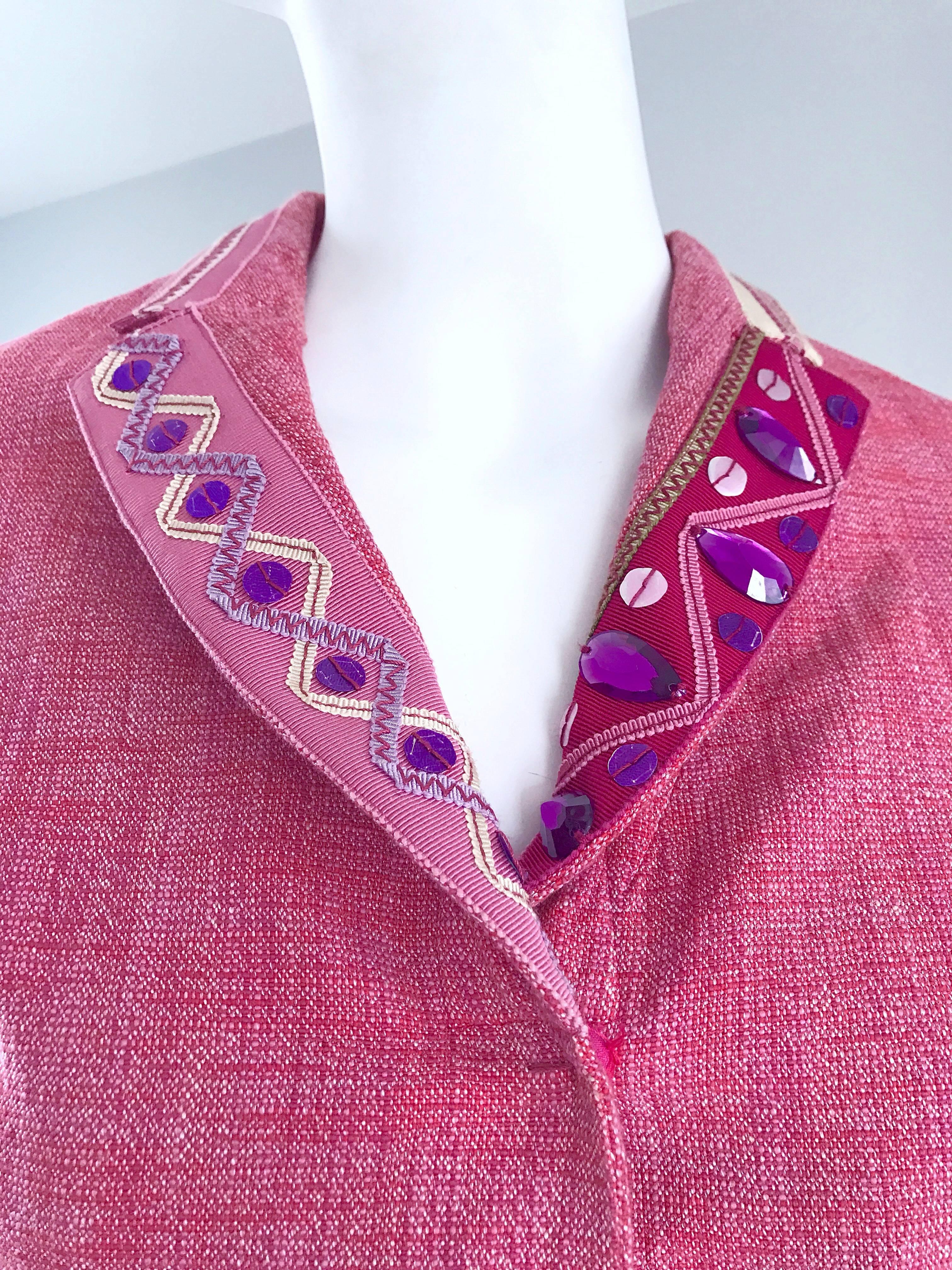 Vintage Moschino Cheap & Chic 1990s Size 12 Pink Beaded Belted Blazer Jacket In Excellent Condition For Sale In San Diego, CA