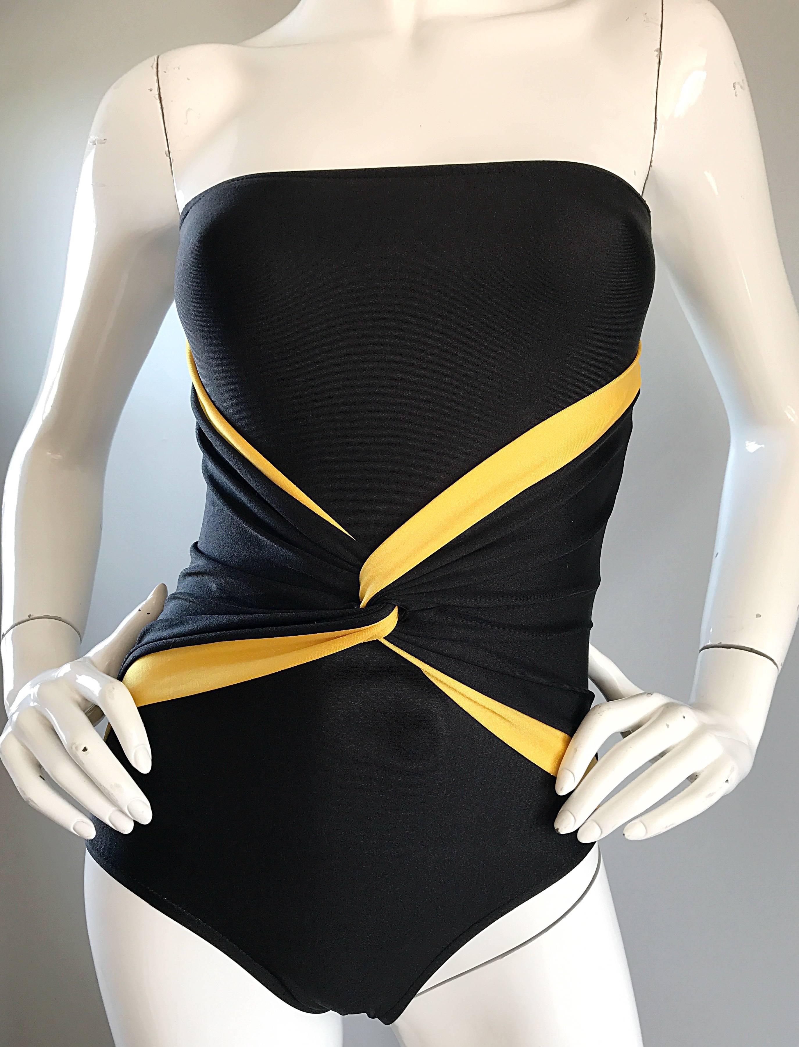 Vintage Oscar de la Renta Black + Yellow Bumble Bee Strapless Swimsuit Bodysuit In Excellent Condition In San Diego, CA