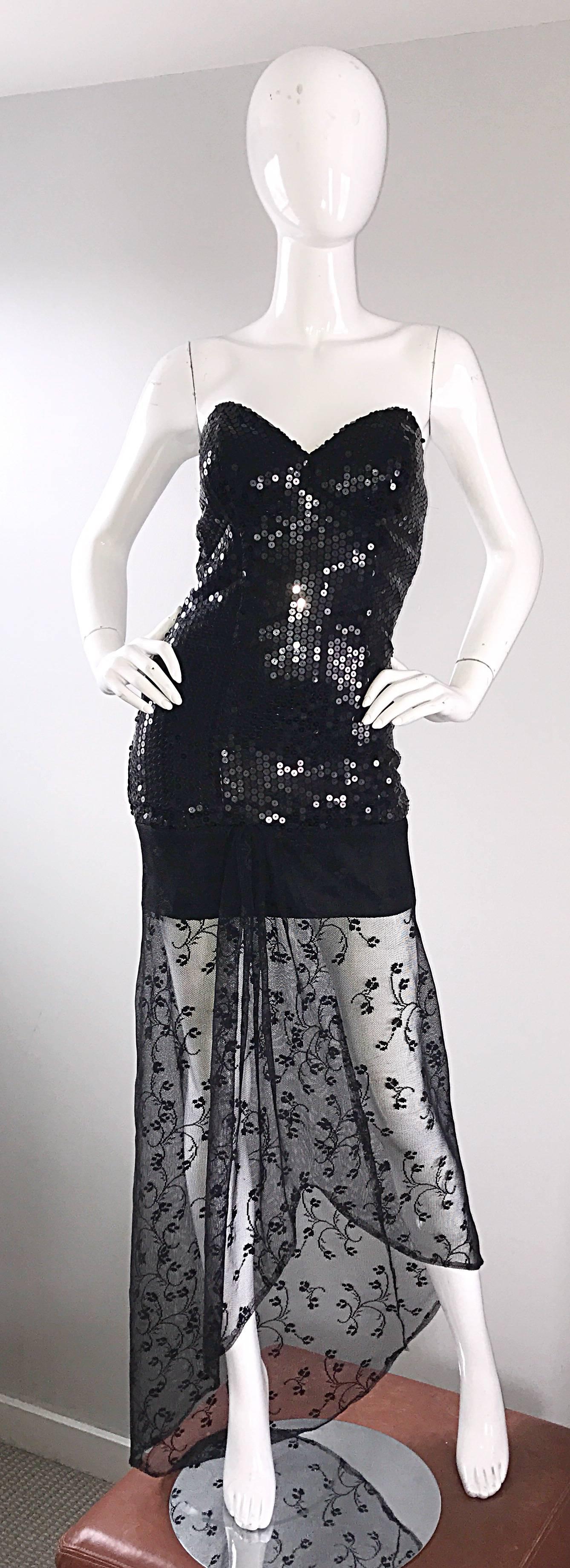Mini robe de cocktail noire à paillettes et dentelle sexy sans bretelles Hi - Lo Vintage des années 90 en vente 4