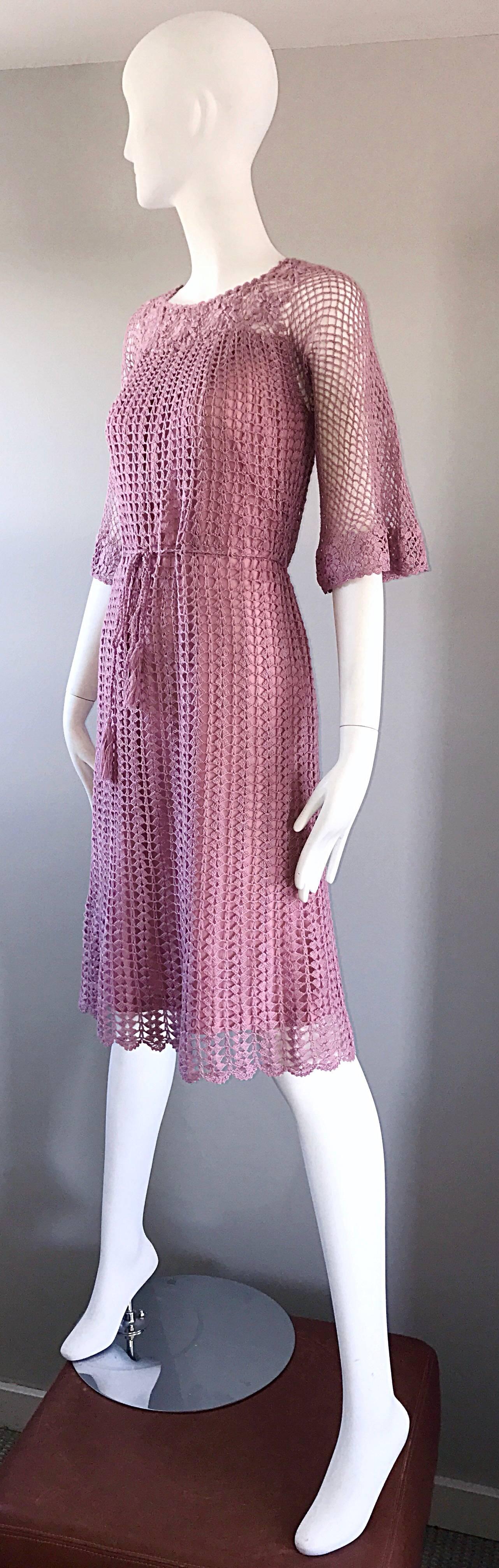 Beautiful 1970s Hand Crochet Pink Rose Bell Sleeve Chic Boho 70s Vintage Dress  In Excellent Condition For Sale In San Diego, CA