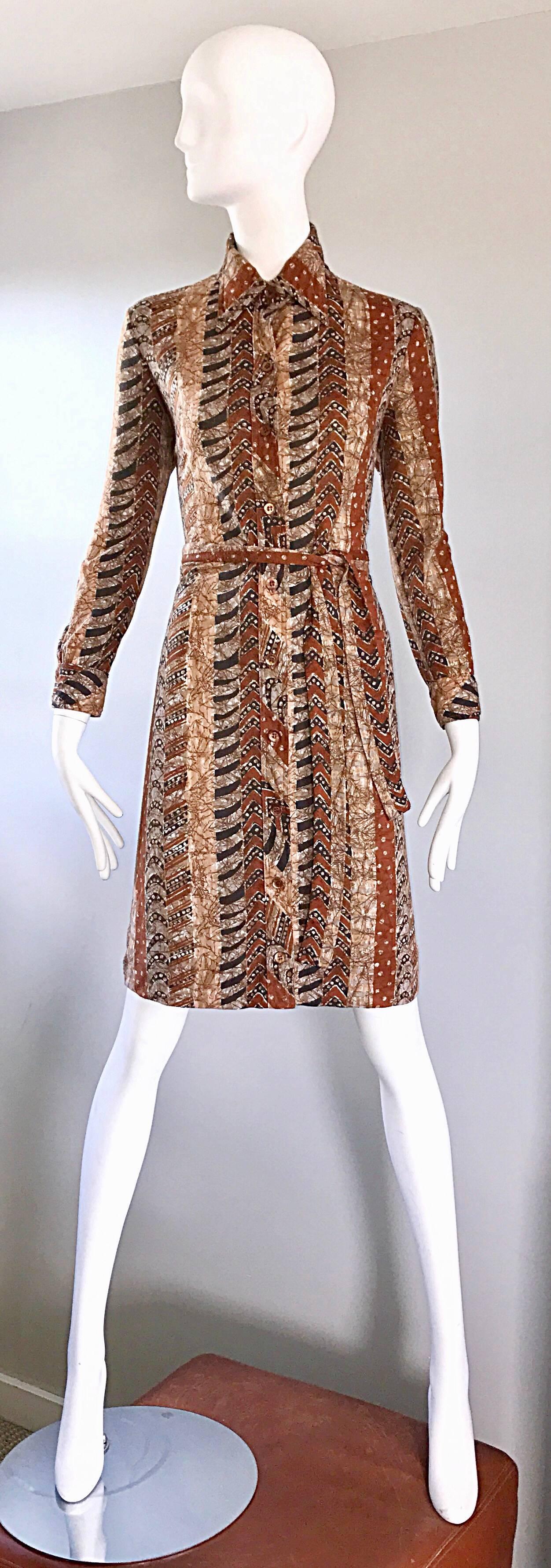 Bonwit Teller 1970s Batik Print Belted Cotton 70s Vintage Brown Safari Dress  For Sale 1
