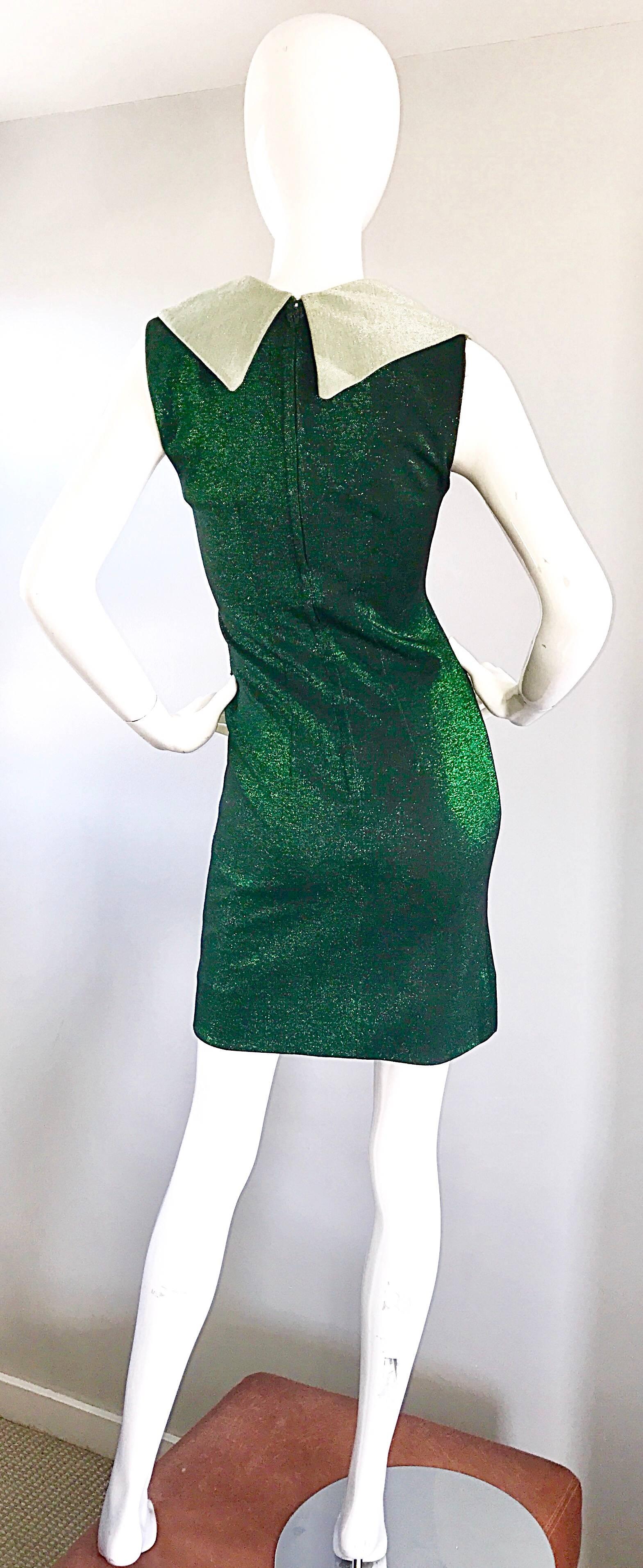 Women's Chic 1960s Metallic Hunter Green + Mint Cowl Neck Vintage 60s Mod Shift Dress For Sale