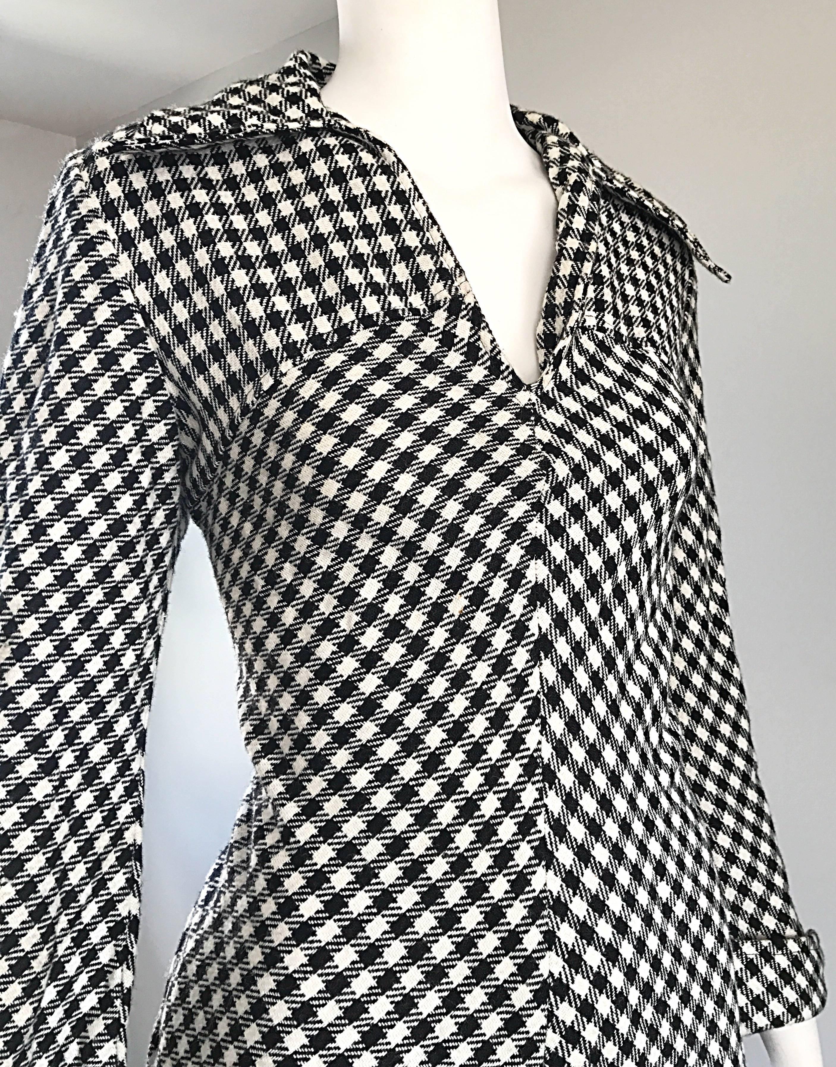 Chic 1960s Schwarz und Weiß Gingham Langarm A - Linie Vintage 60s Wolle Kleid  im Zustand „Hervorragend“ im Angebot in San Diego, CA