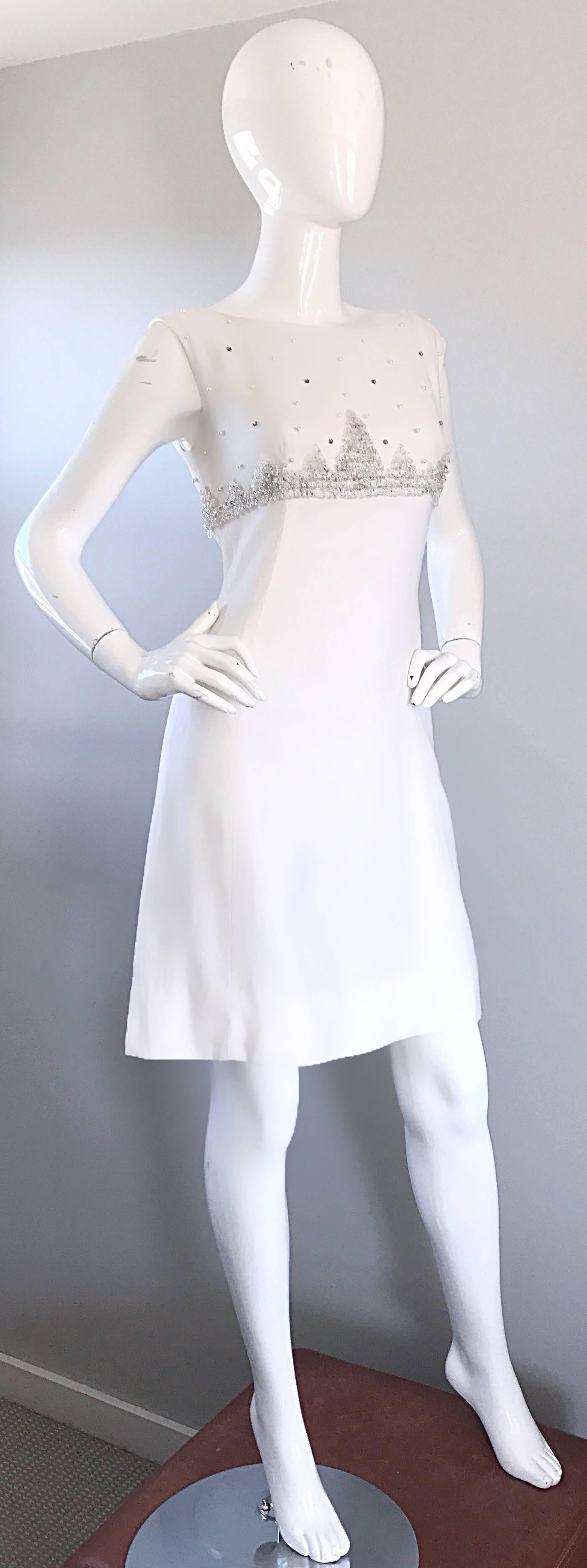 Beautiful 1960s White Linen Beads + Pearls + Sequins A - Line 60s Shift Dress For Sale 2
