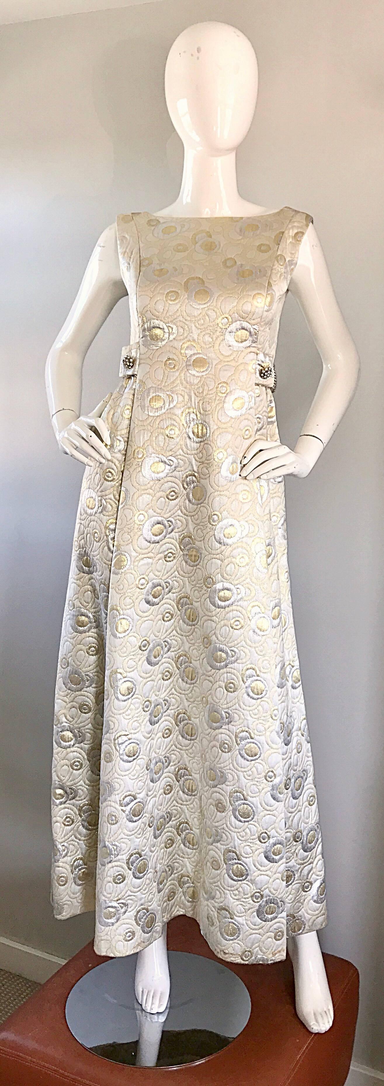 Amazing 1960s Demi Couture Silver and Gold Silk Brocade Rhinestone Vintage Gown In Excellent Condition In San Diego, CA