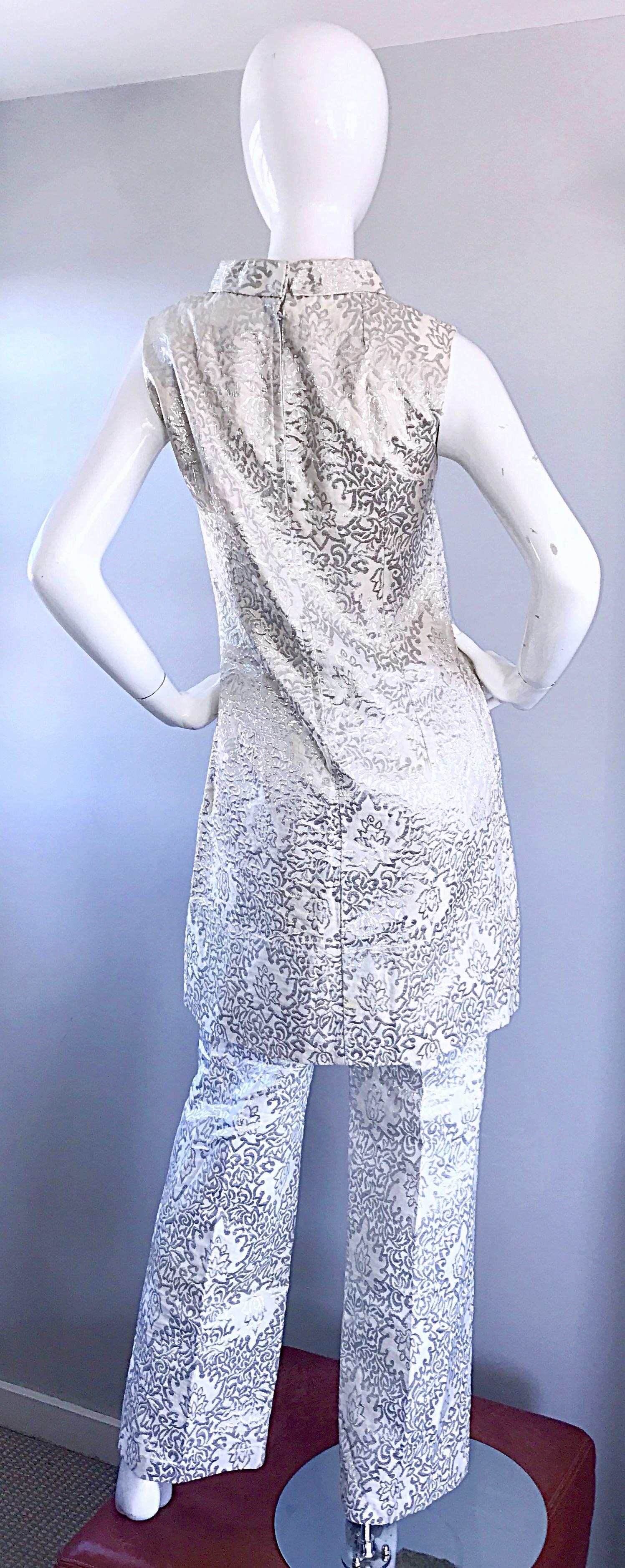 Women's 1960s Silver and White Silk Jacquard Metallic Vintage 60s Tunic Dress and Pants