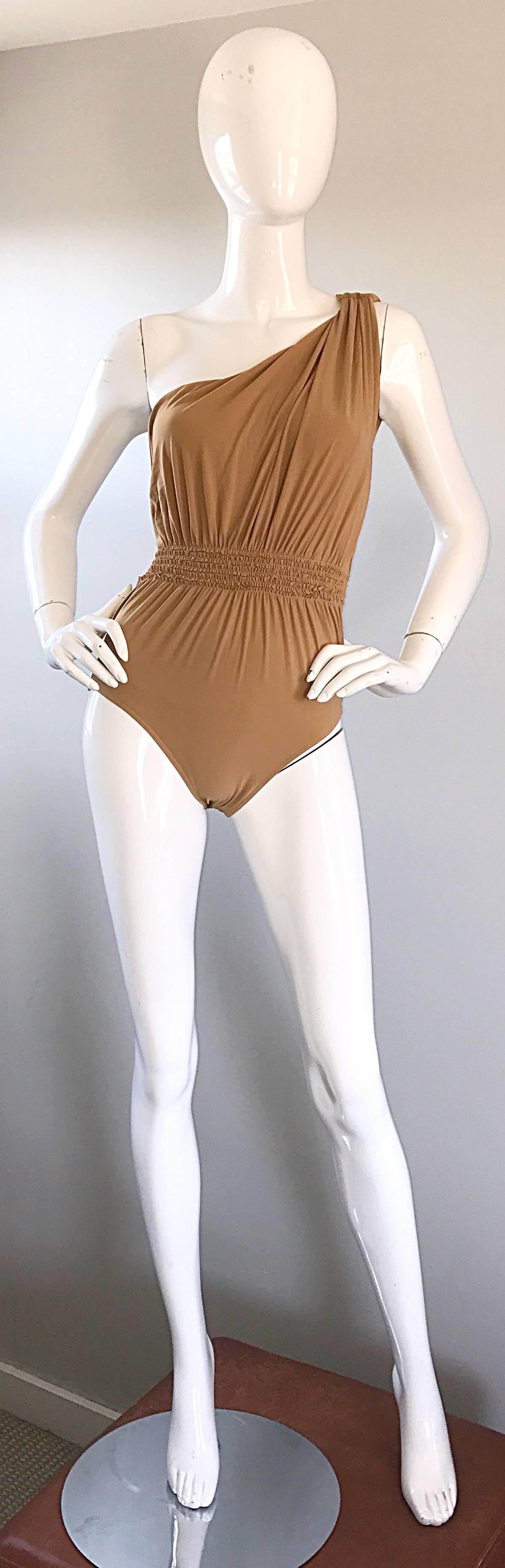 Lanvin 2011 Alber Elbaz Tan Caramel Body monospalla greco o costume da bagno In condizioni ottime in vendita a San Diego, CA