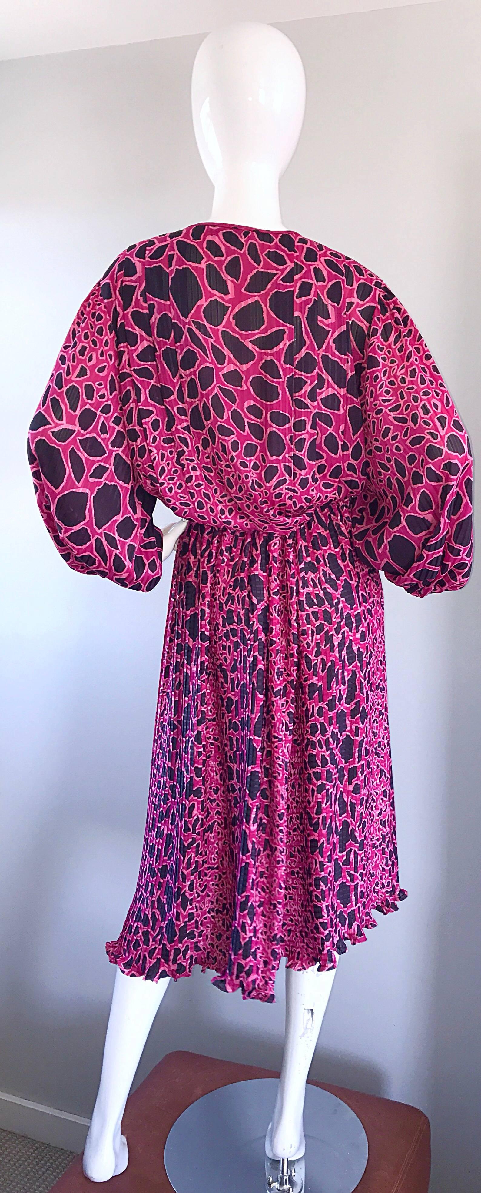 Amazing Plus Size Vintage Diane Freis Pink and Black Leopard Print Dress Set 80s In Excellent Condition In San Diego, CA