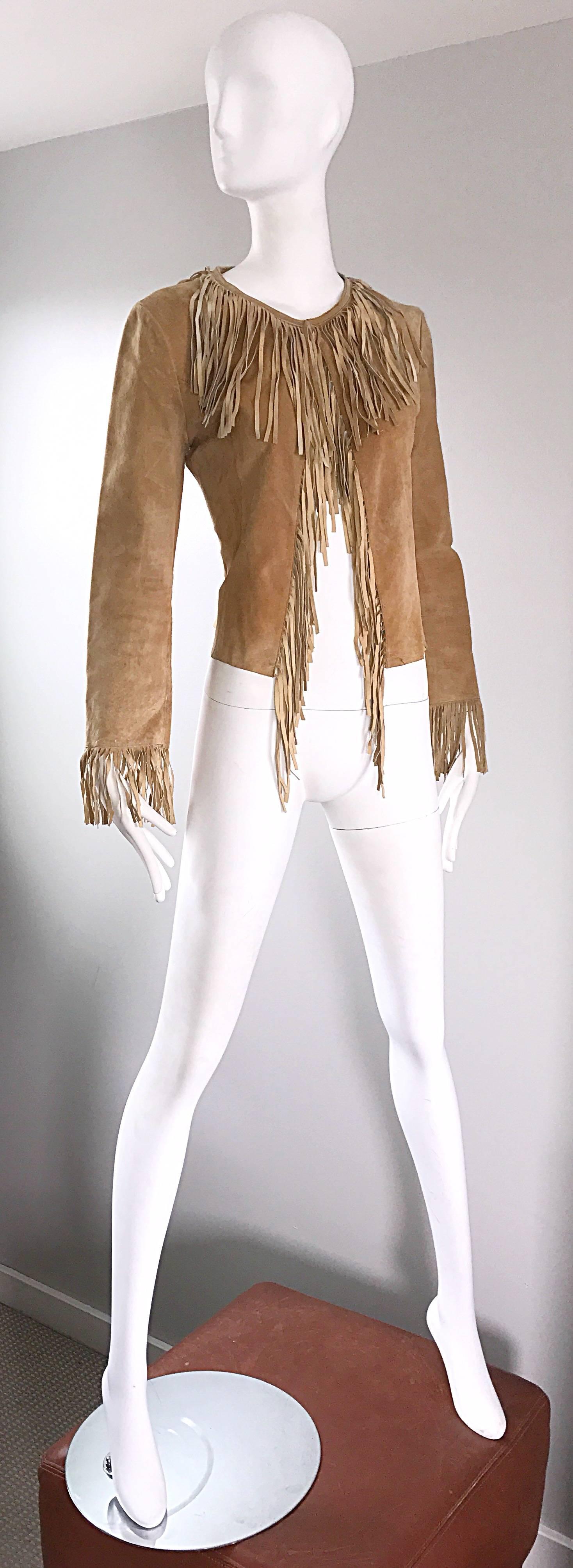 Amazing 1970s Tan Suede Leather Fringe Vintage 70s Light Brown Boho Jacket In Excellent Condition In San Diego, CA