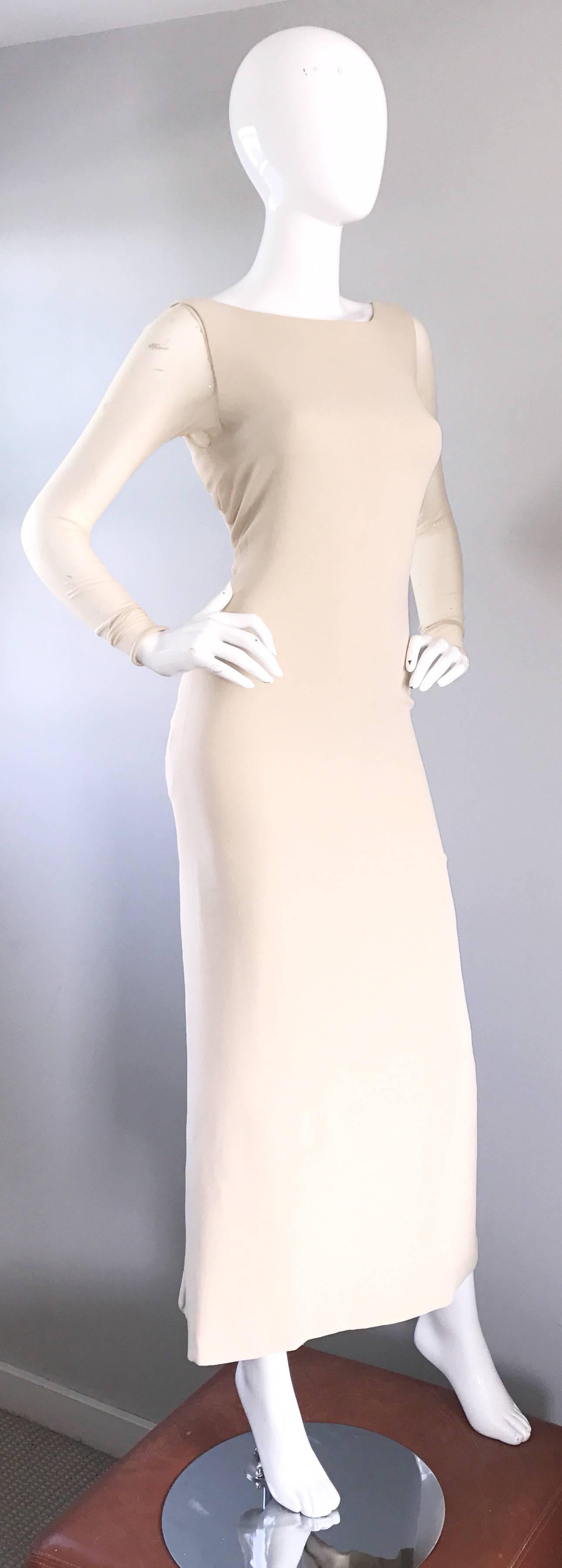 Vera Wang 1990s Nude Silk Semi Sheer Sleeves Cut - Out Back Vintage 90s Gown In Excellent Condition In San Diego, CA